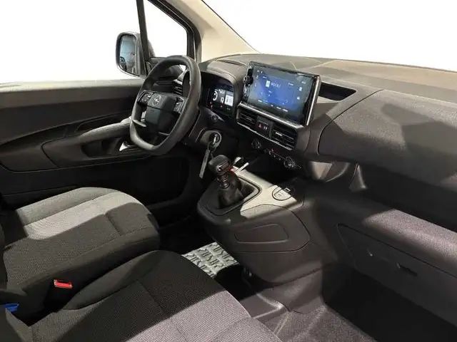 Opel Combo view 15