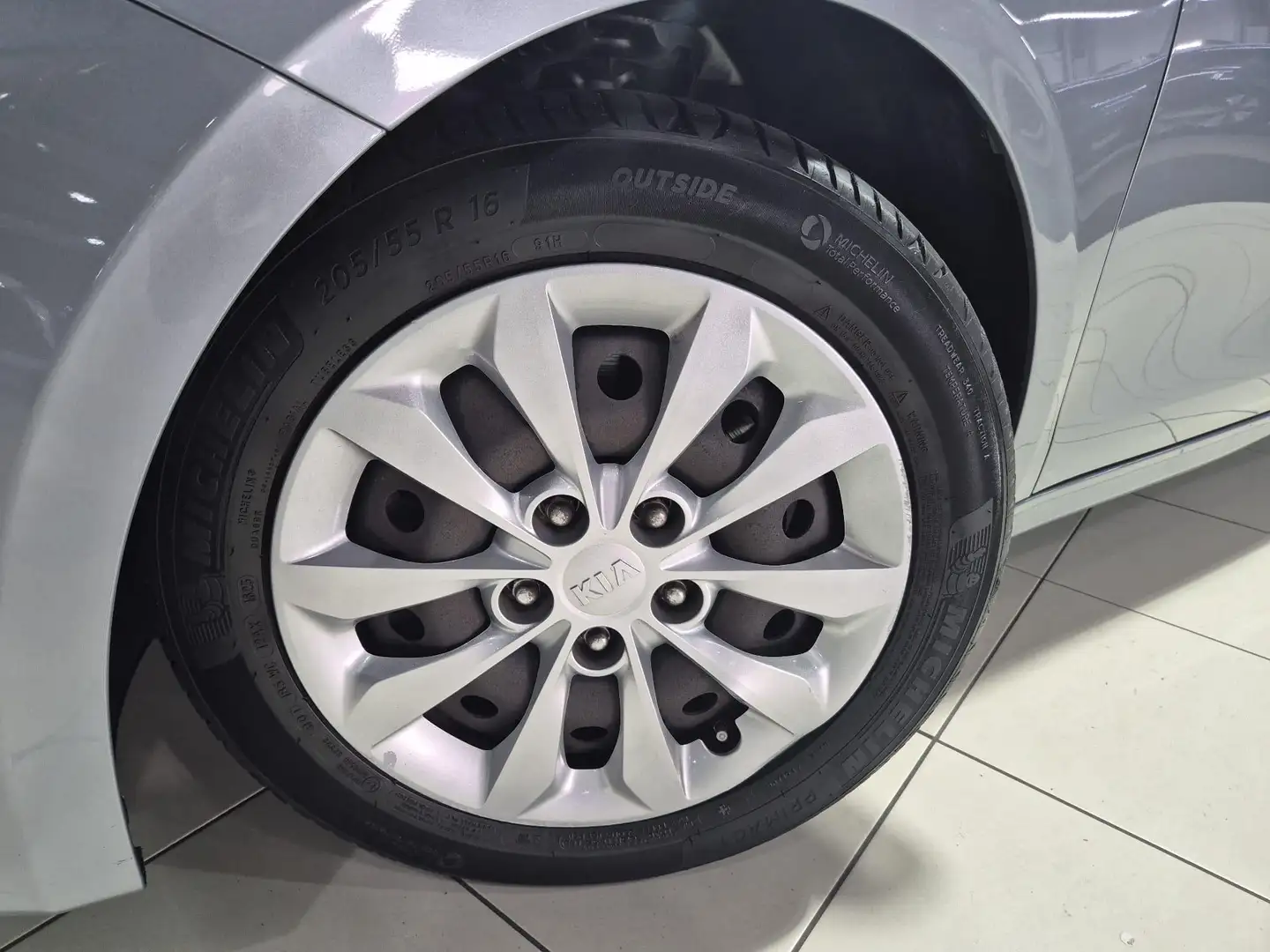 Kia Ceed SW / cee'd SW Sportswagon 1.0 T-GDi Comfortline , Bluetooth, cru Gris - 2