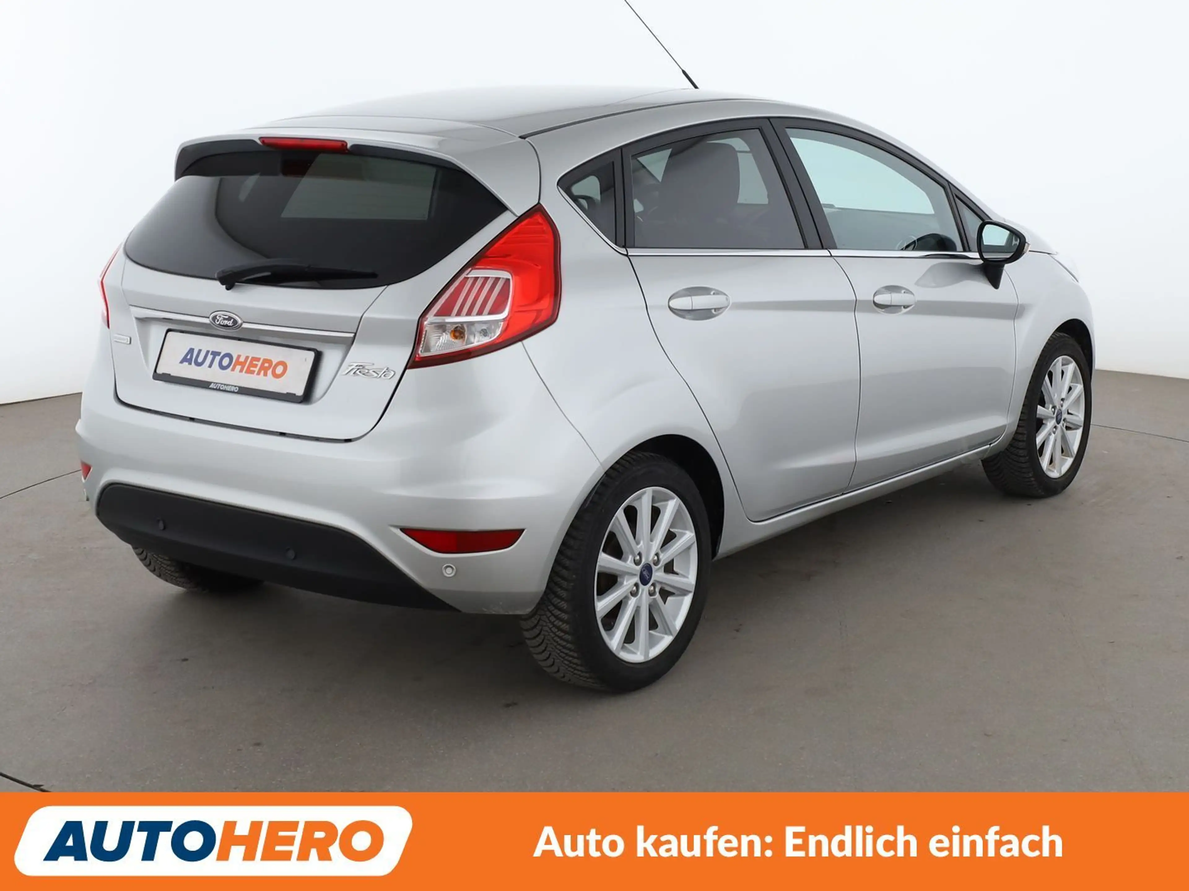 Ford Fiesta 1.0 EcoBoost Titanium — photo 6