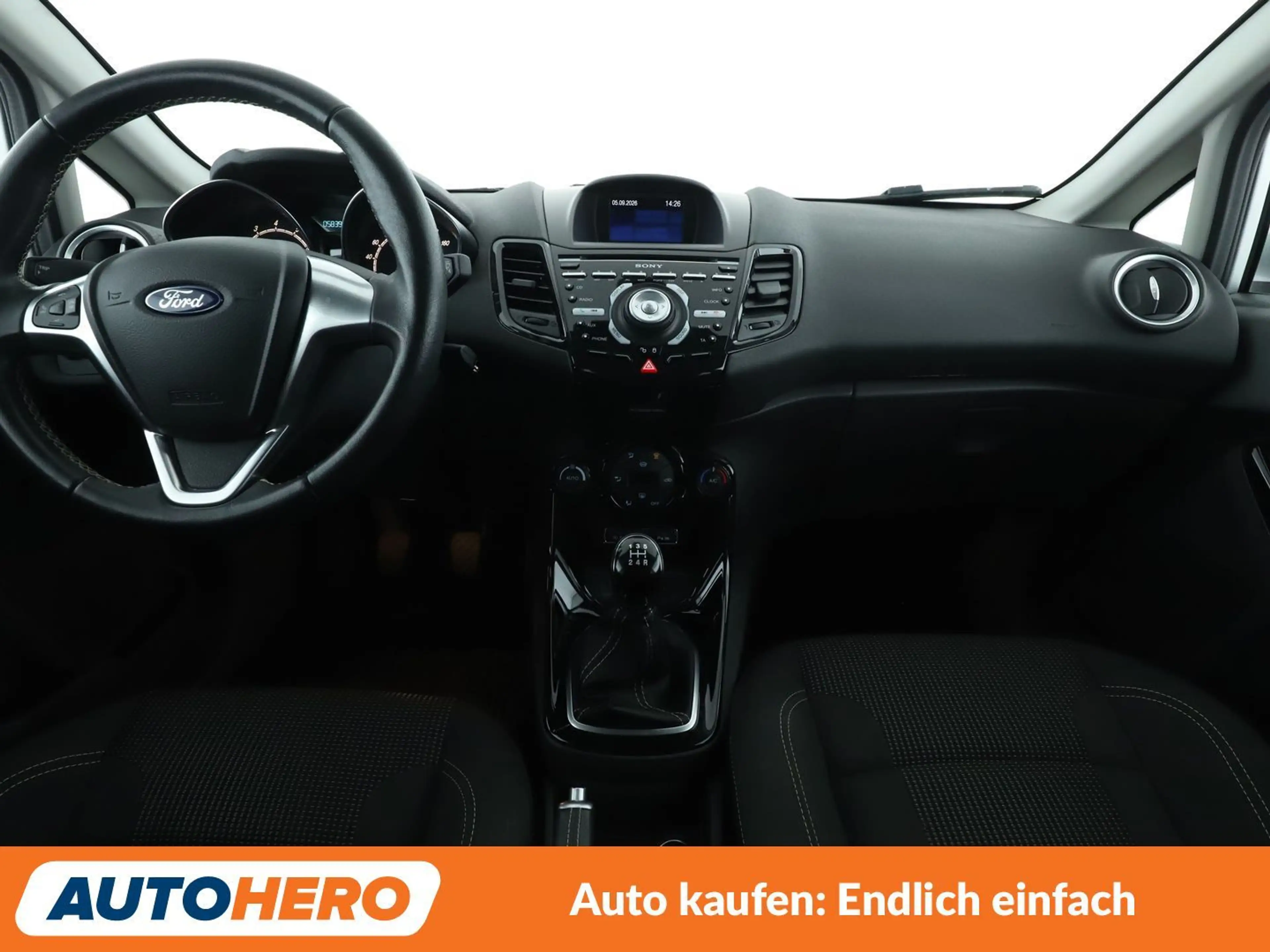 Ford Fiesta 1.0 EcoBoost Titanium — photo 12