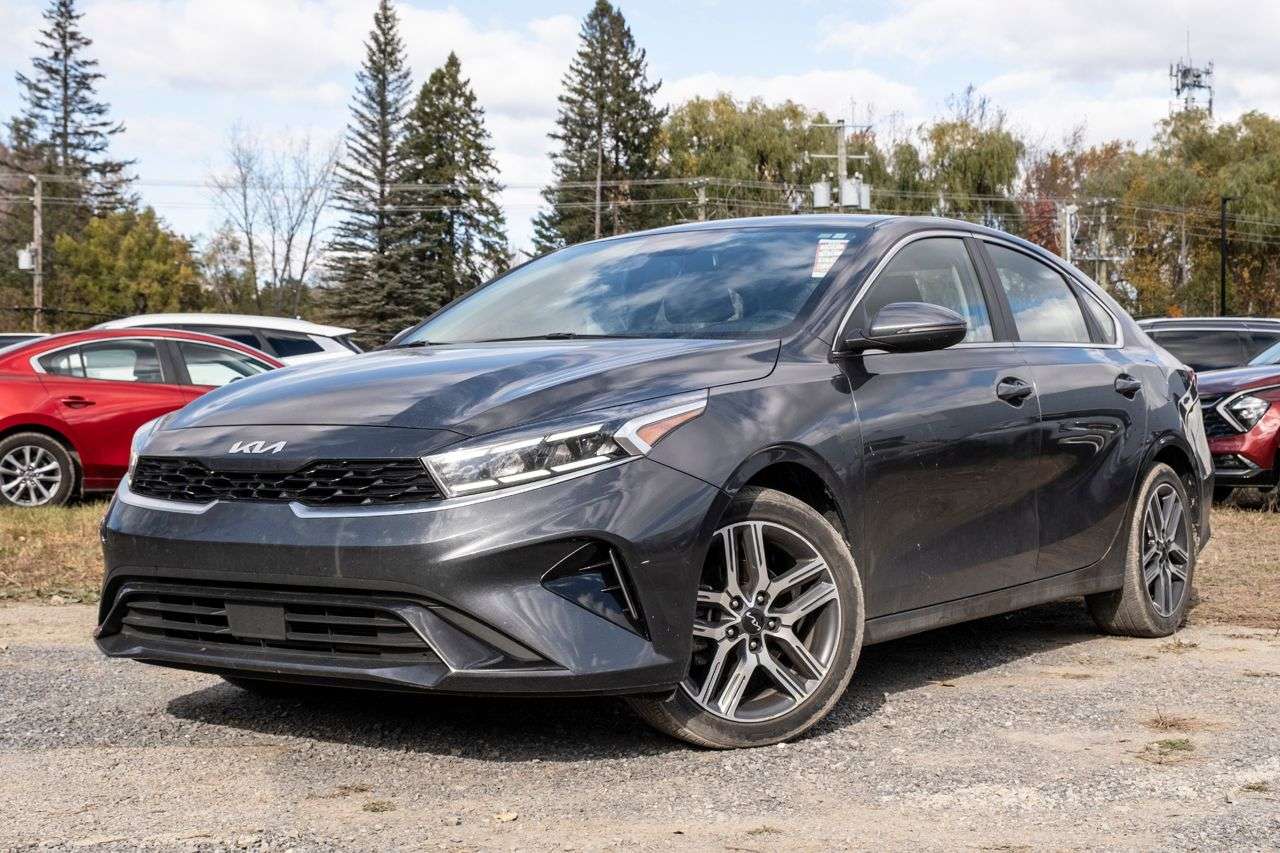 2024 Kia Forte EX Premium IVT