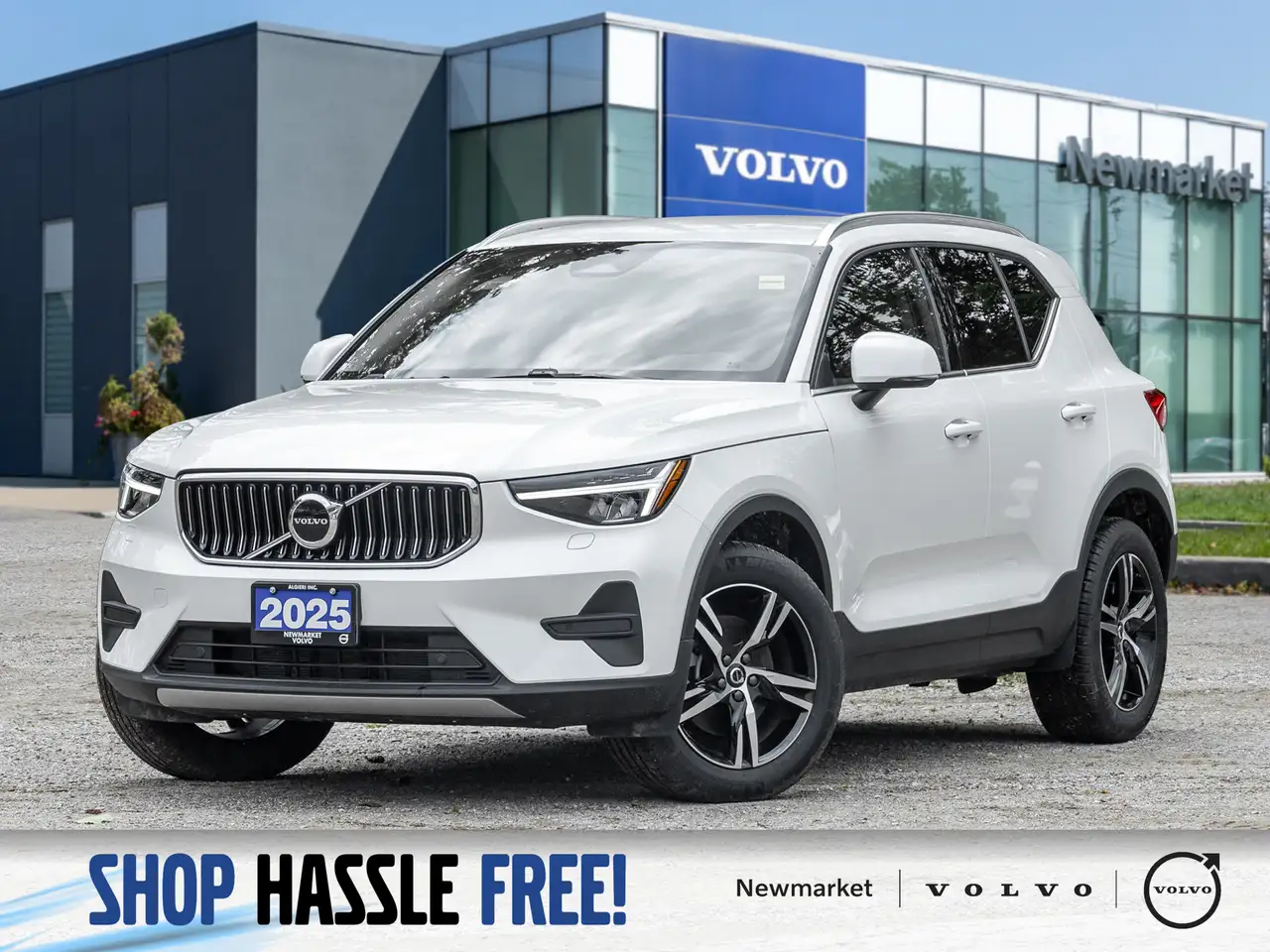 2025 Volvo XC40