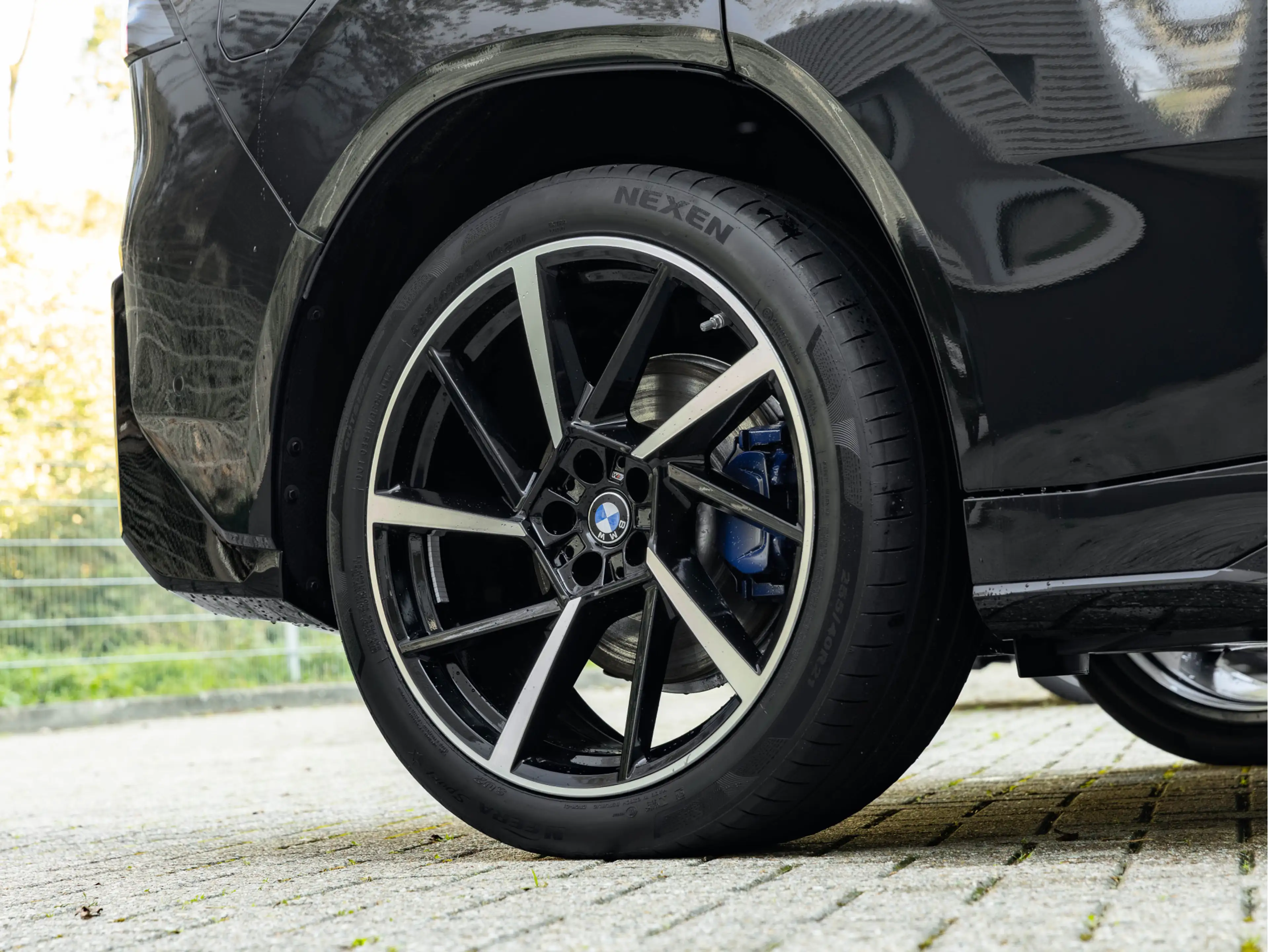 BMW iX3 50 xDrive - M-Sport - Pano - Highway Assistant - I — photo 14