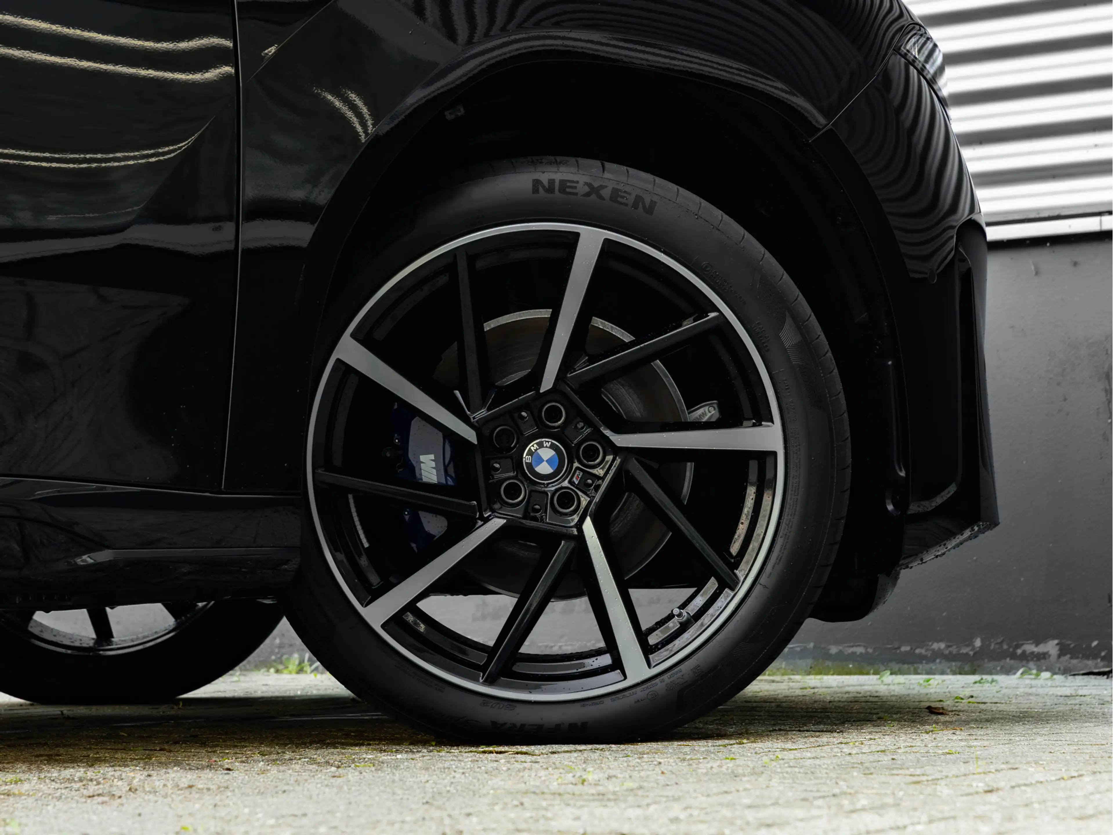 BMW iX3 50 xDrive - M-Sport - Pano - Highway Assistant - I — photo 15