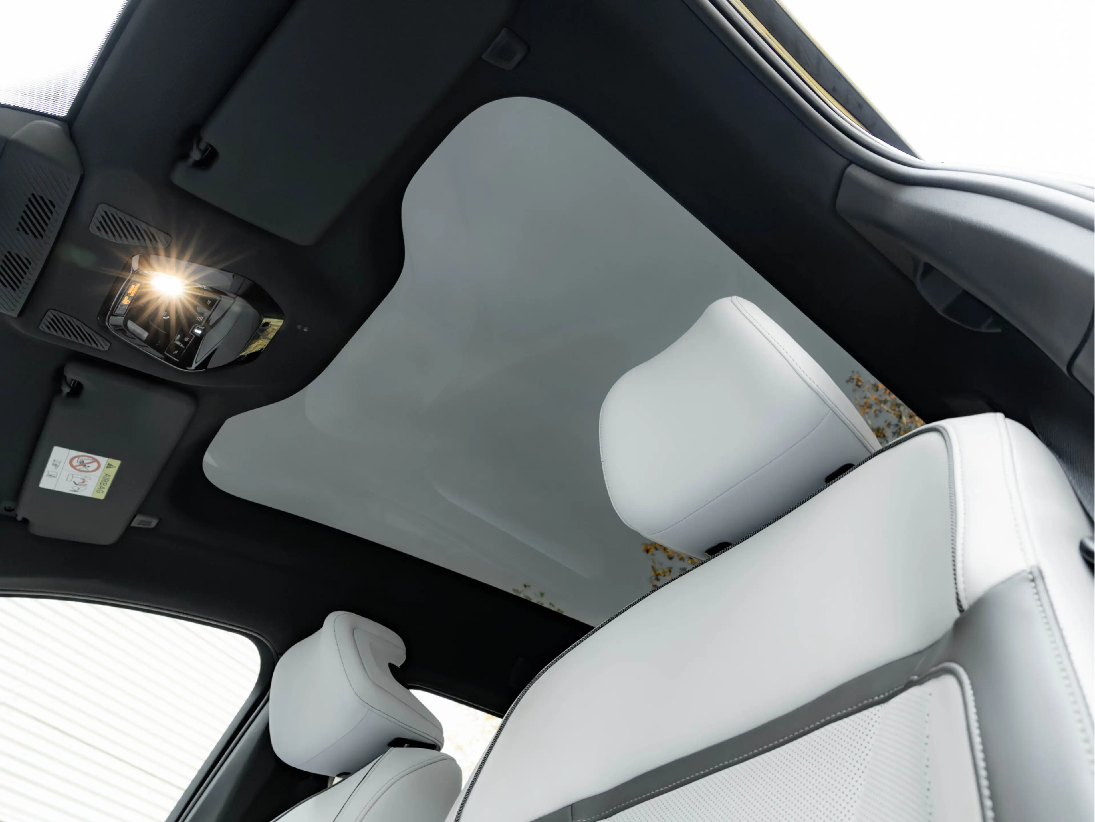 BMW iX3 50 xDrive - M-Sport - Pano - Highway Assistant - I — photo 3