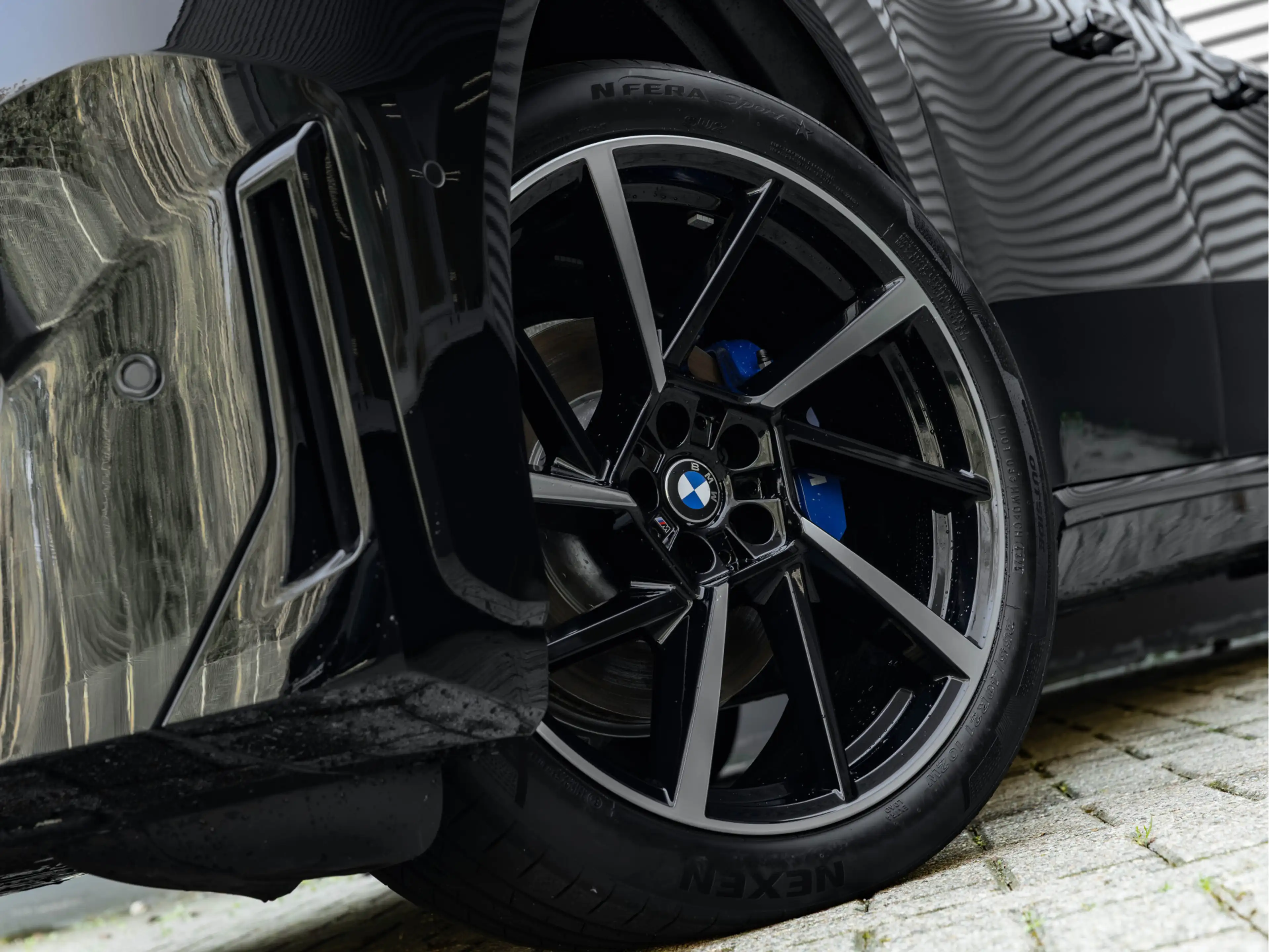 BMW iX3 50 xDrive - M-Sport - Pano - Highway Assistant - I — photo 9