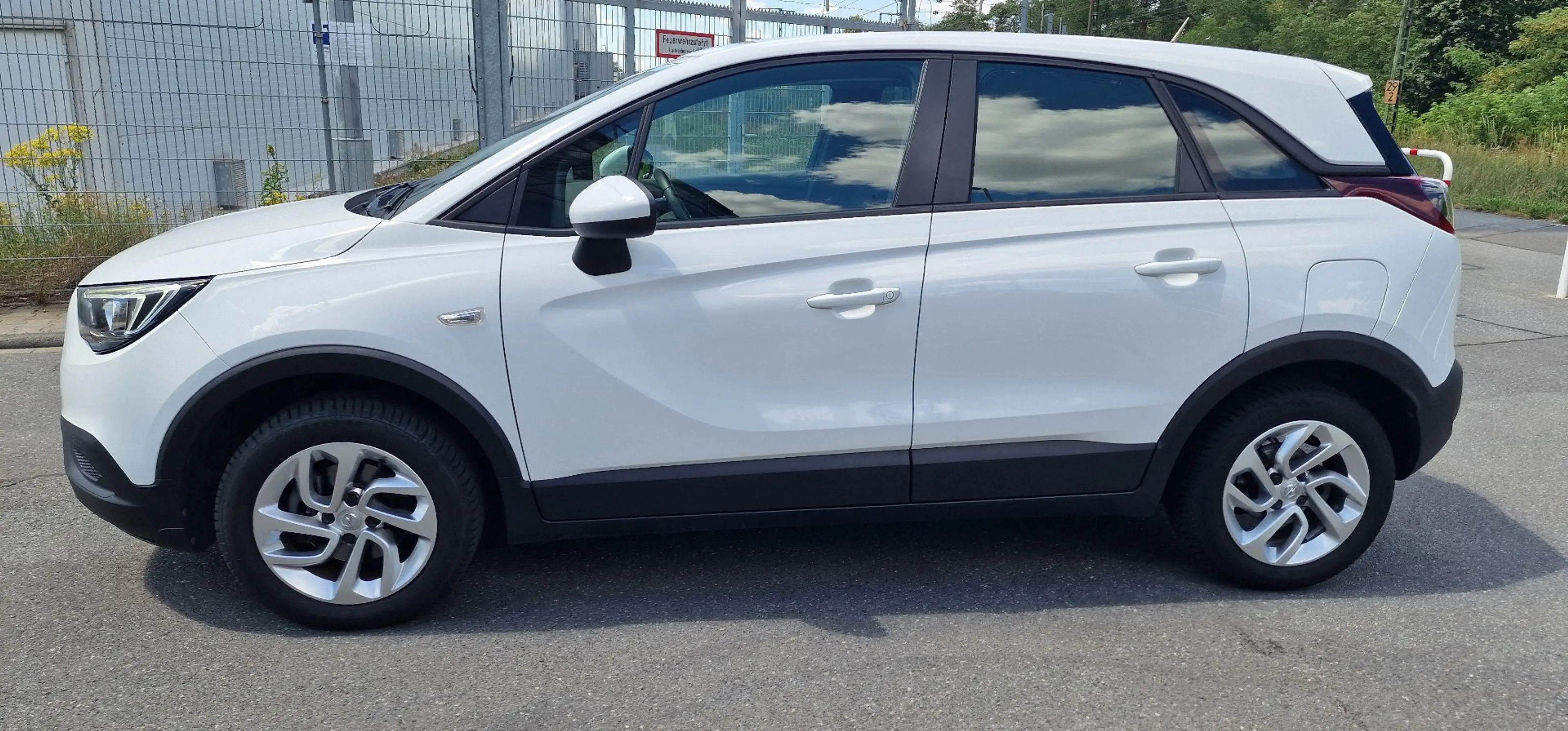 Opel Crossland X Edition — photo 4