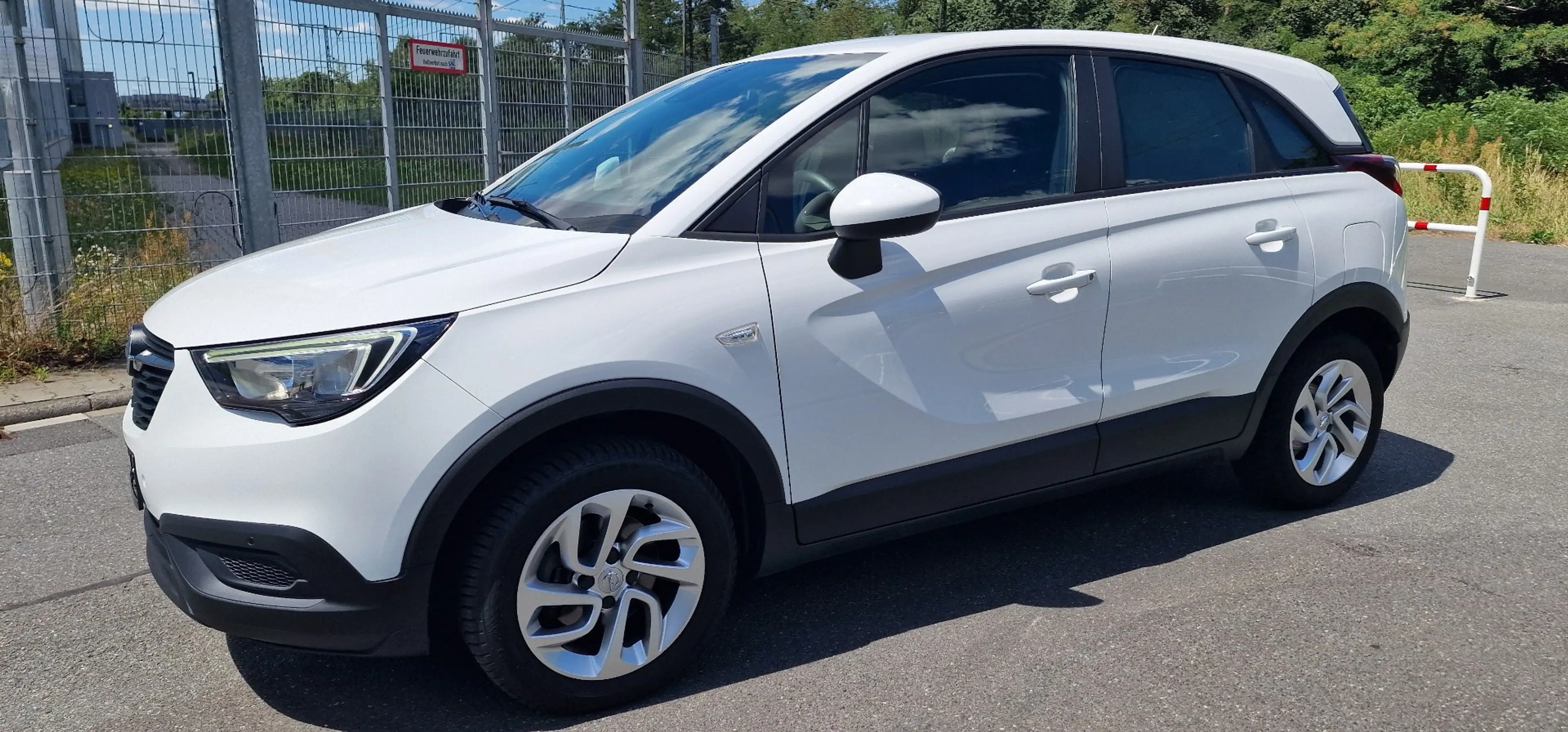 Opel Crossland X Edition — photo 3