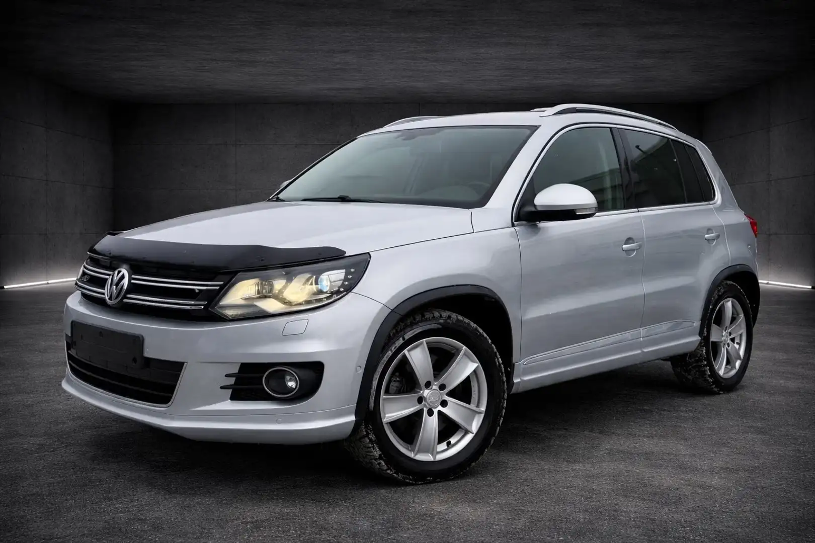 Volkswagen Tiguan 2.0 CR TDi 4Mot. Sport & Style BMT DSG - 2