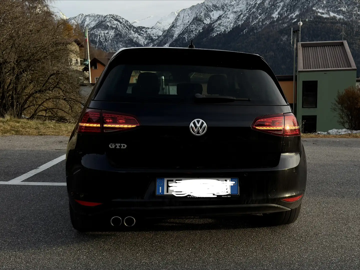 Volkswagen Golf GTD Sedili riscaldati e telecamera posteriore Czarny - 2