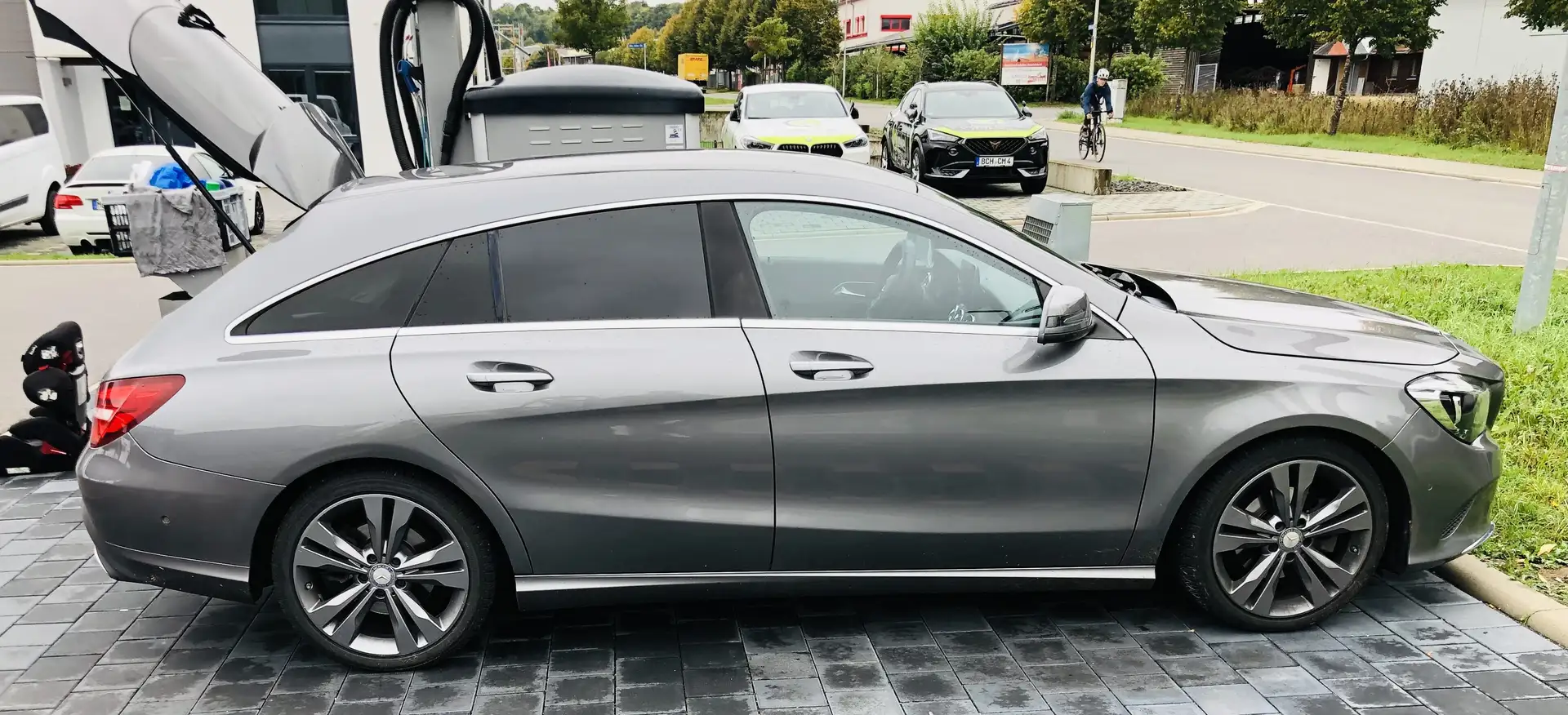 Mercedes-Benz CLA 200 Shooting Brake Urban - 2