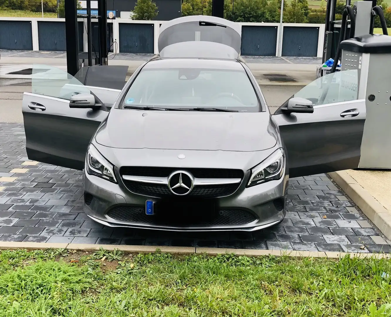 Mercedes-Benz CLA 200 Shooting Brake Urban - 1