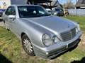 Mercedes-Benz E 240 E-Klasse Elegance Plateado - thumbnail 2
