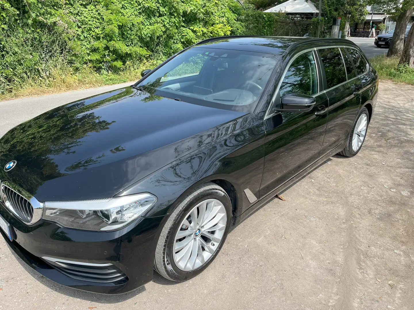 BMW 530 530d Touring xdrive Luxury 265cv auto Black - 1