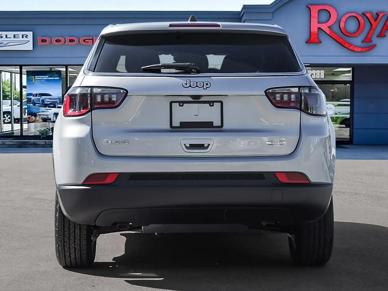 Jeep Compass снимка Jeep Compass
