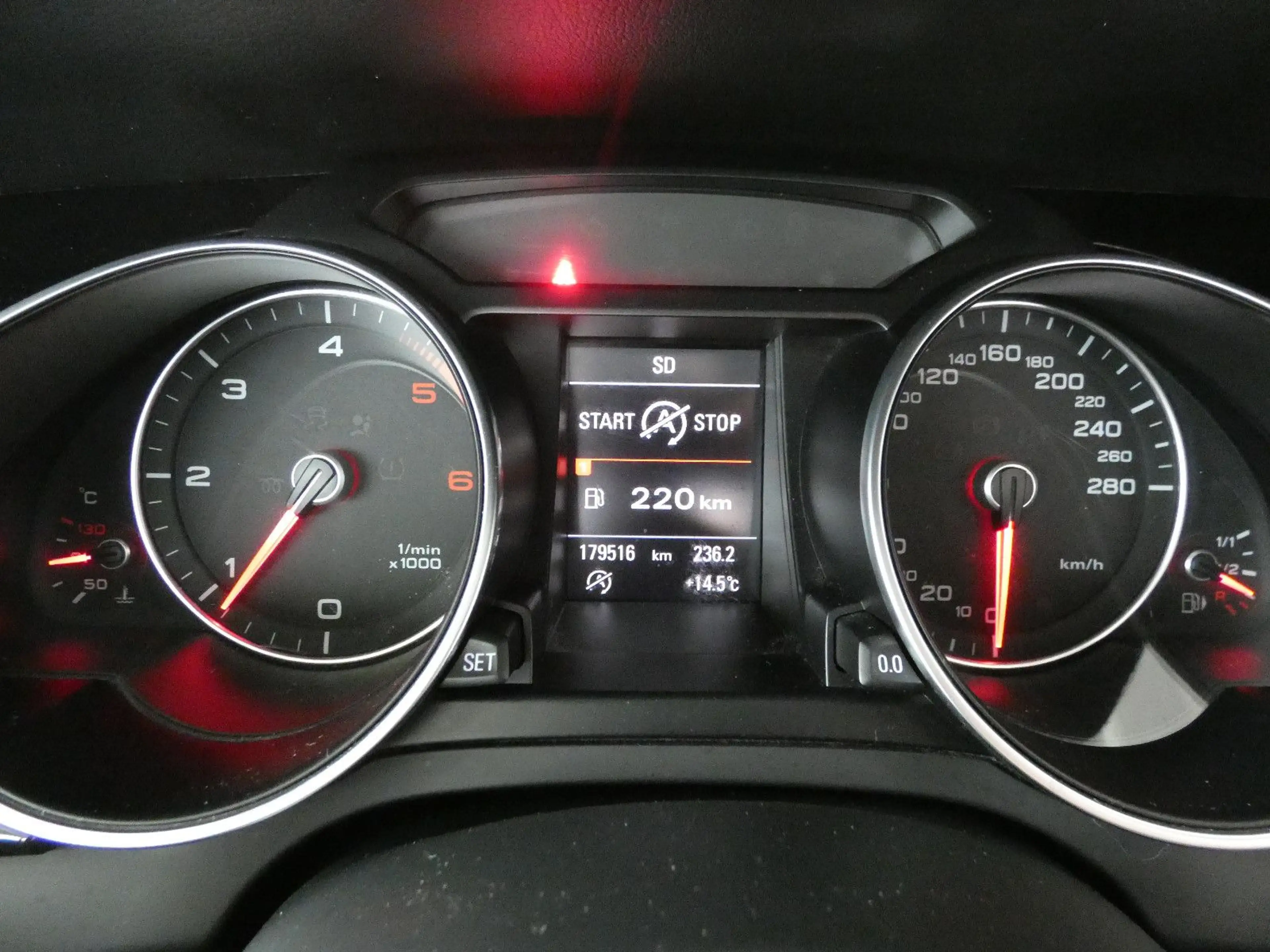 Audi A5 Cabriolet 2.0 TDI  quattro — photo 16