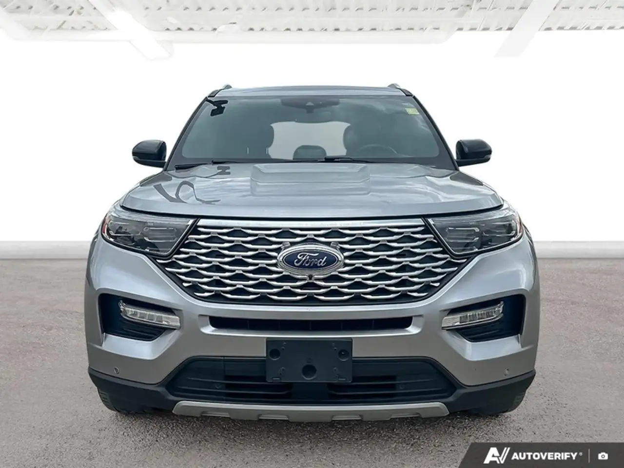 Ford Explorer снимка Ford Explorer