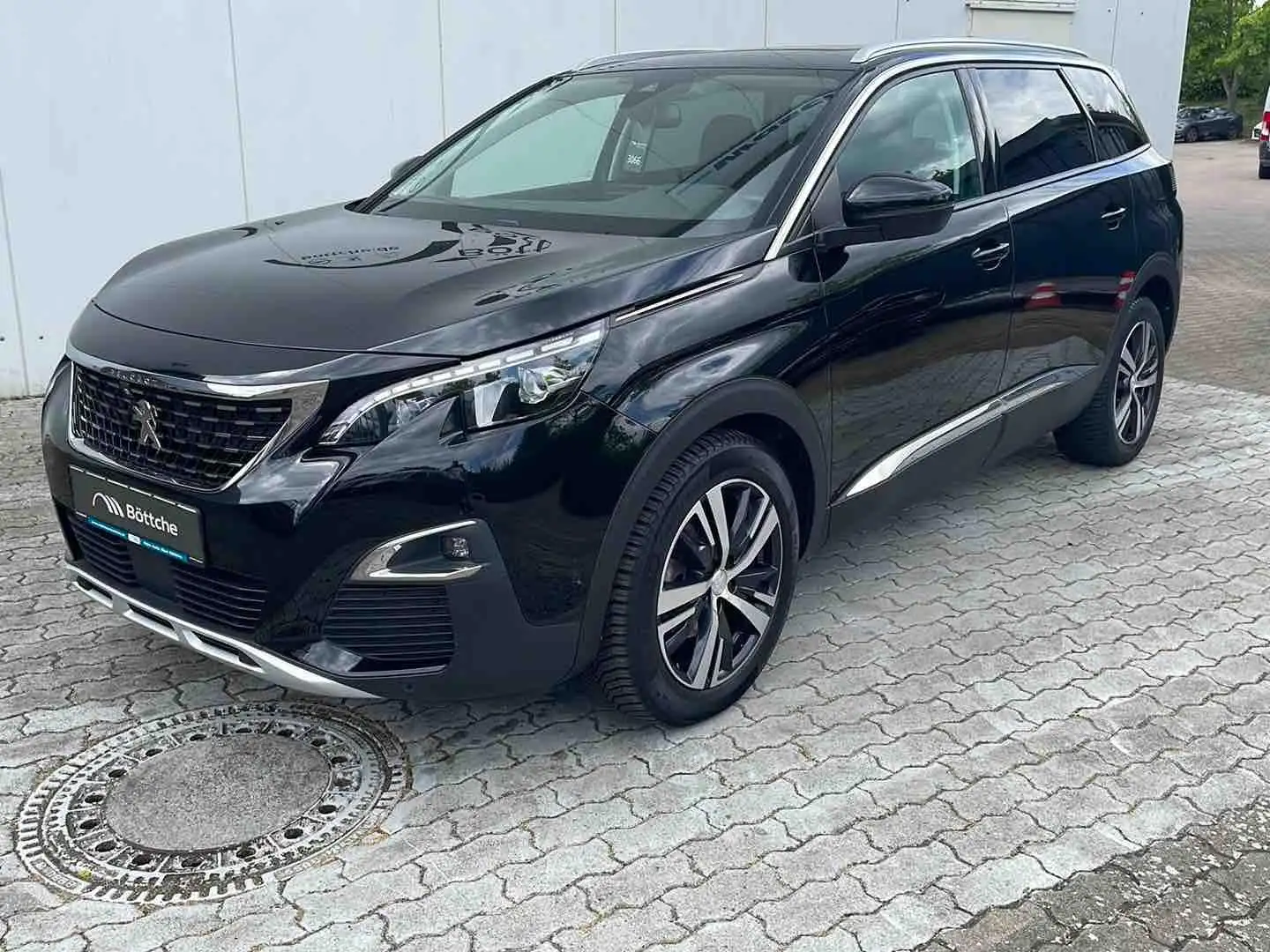 Peugeot 5008 Allure 1.2 12V e-THP / PureTech Android Aut Schwarz - 2