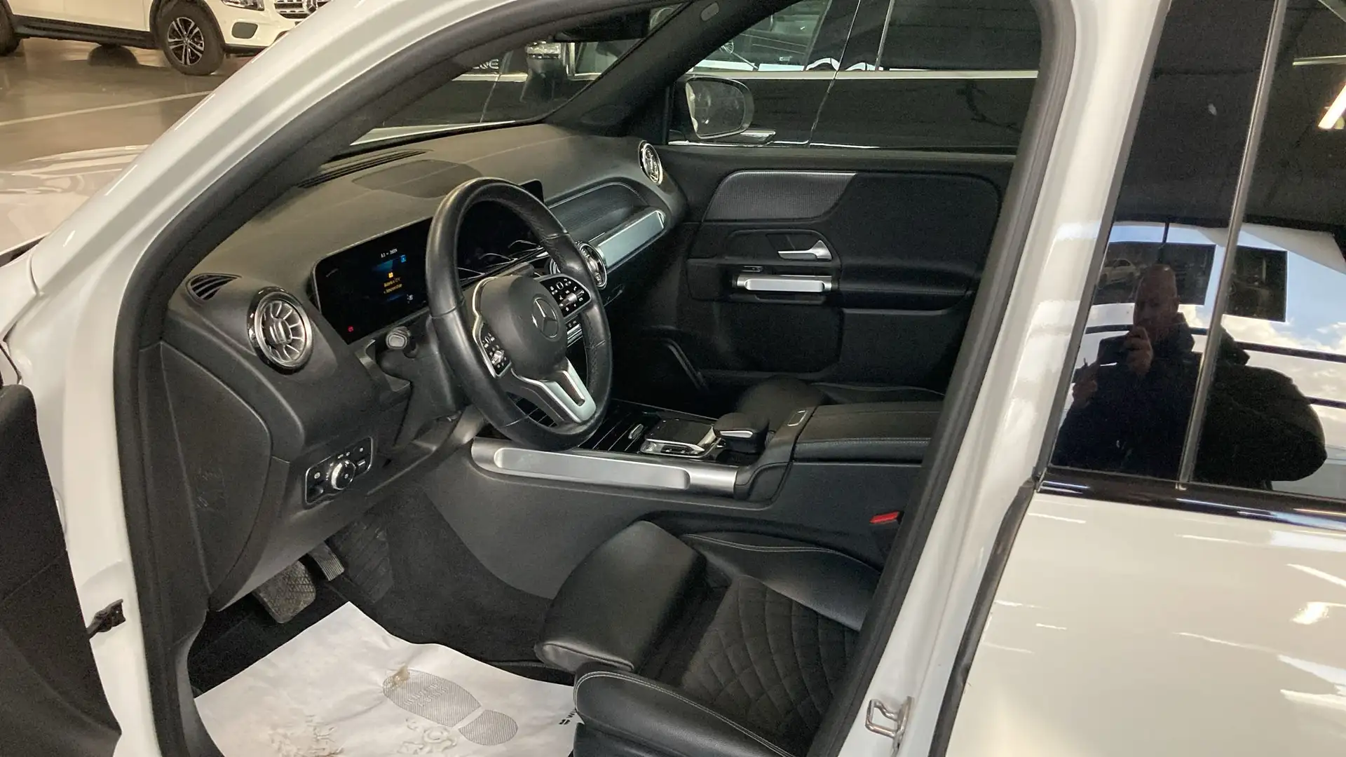 Mercedes-Benz GLB 180 d Sport Plus auto Alb - 2