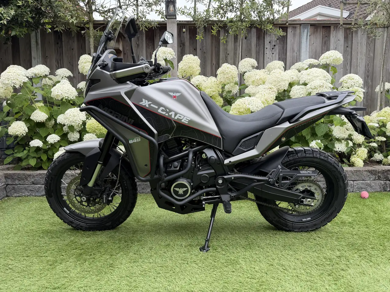 Moto Morini X-Cape