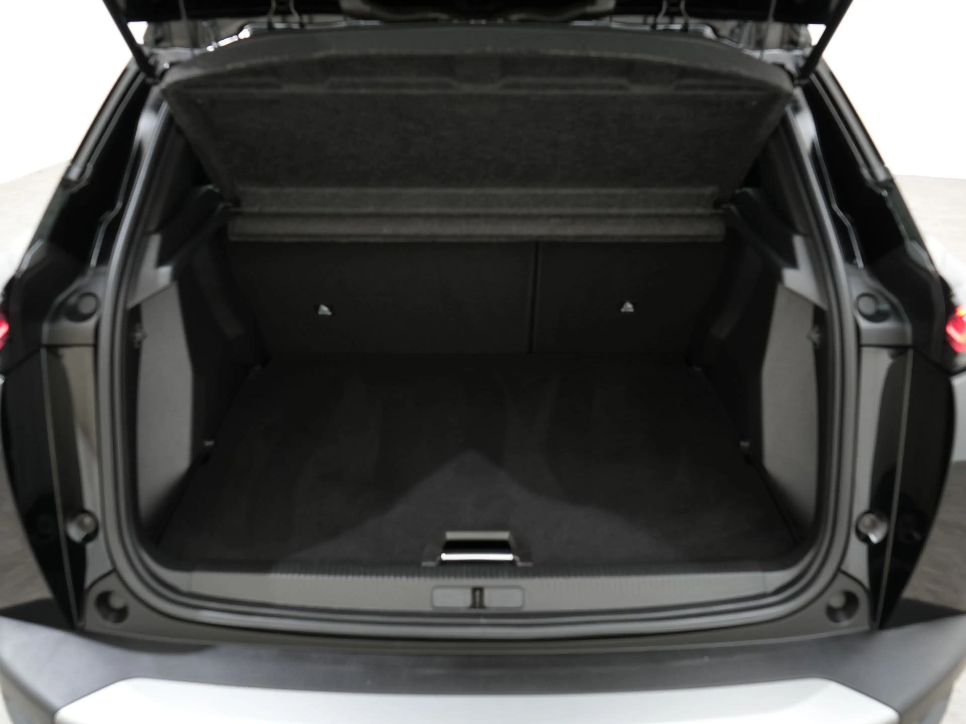 Peugeot 2008 1.2 HYBRID 145PK ALLURE E-DCS6 | Navi | Keyless | — photo 7