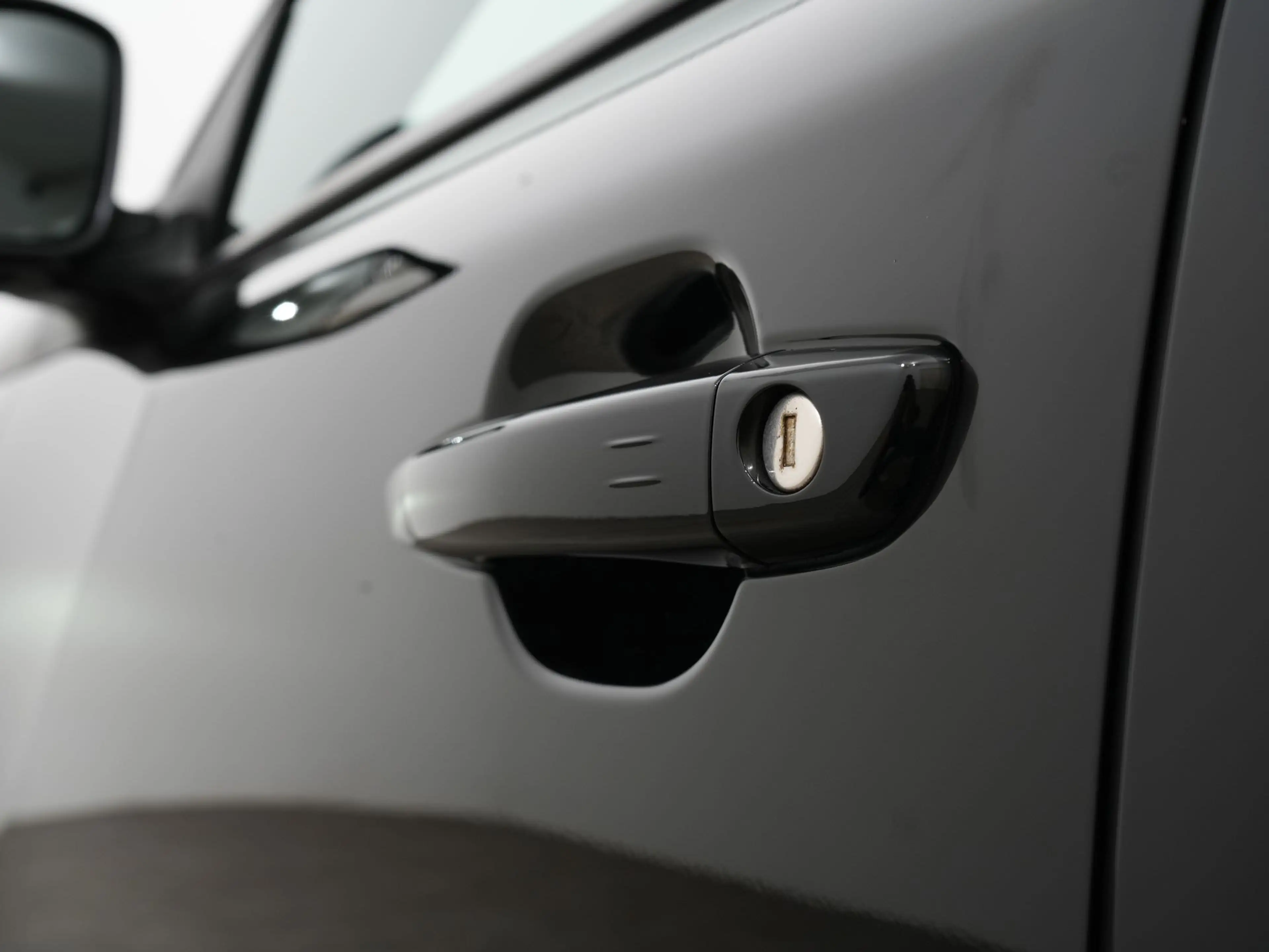 Peugeot 2008 1.2 HYBRID 145PK ALLURE E-DCS6 | Navi | Keyless | — photo 42