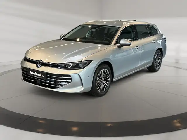 Volkswagen Passat view 2
