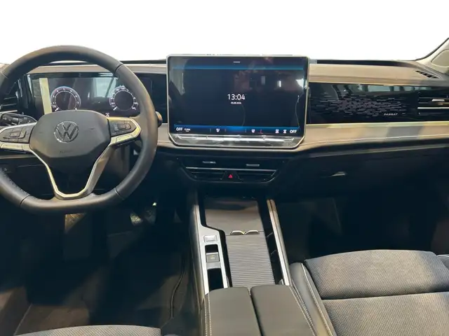 Volkswagen Passat view 12