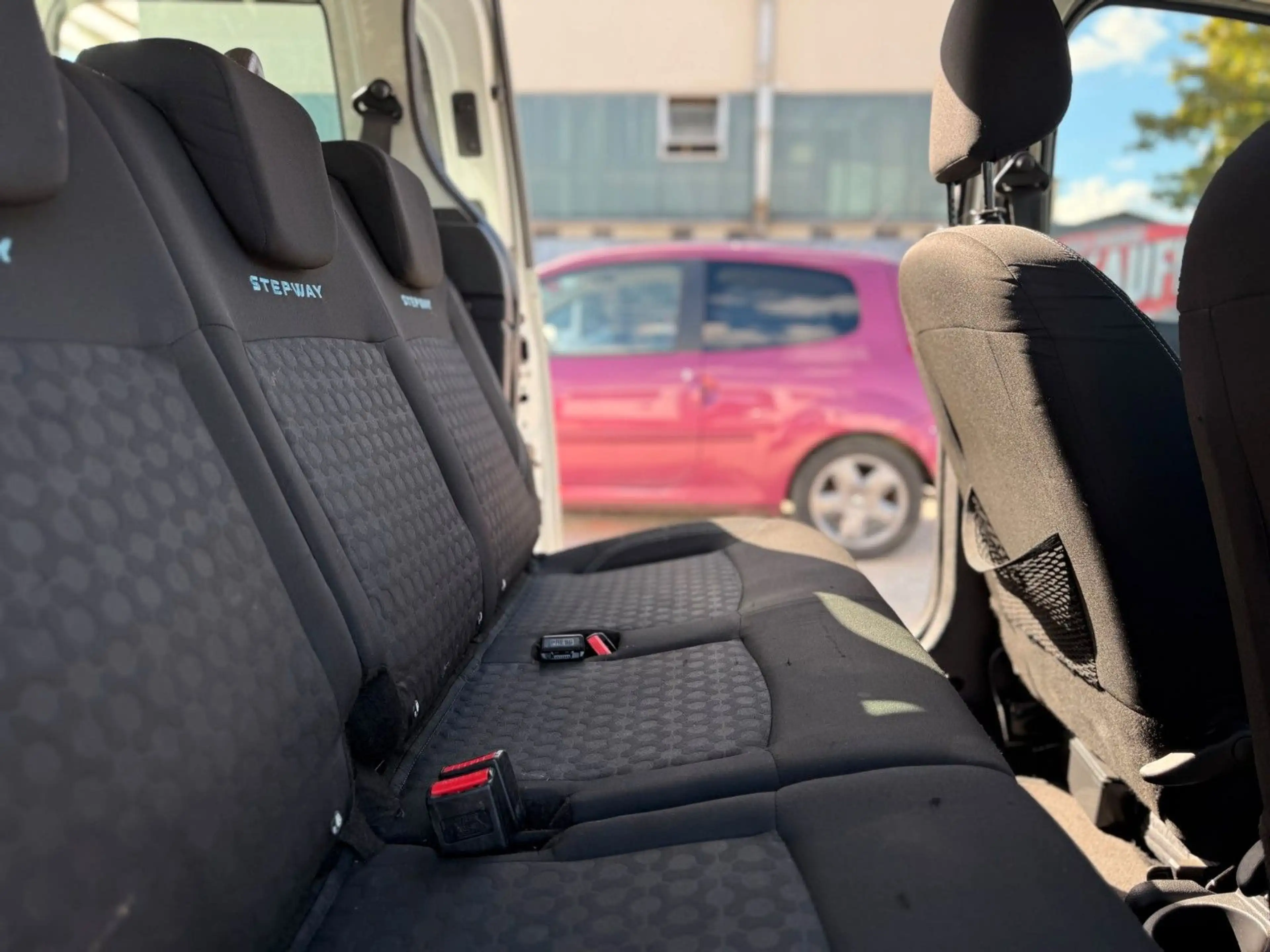 Dacia Dokker Stepway 1.5dCi 1.Hand, AHK — photo 9