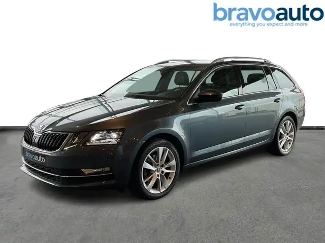 Skoda Octavia 1.0 TSI LEATHER + NAVI & CARPLAY