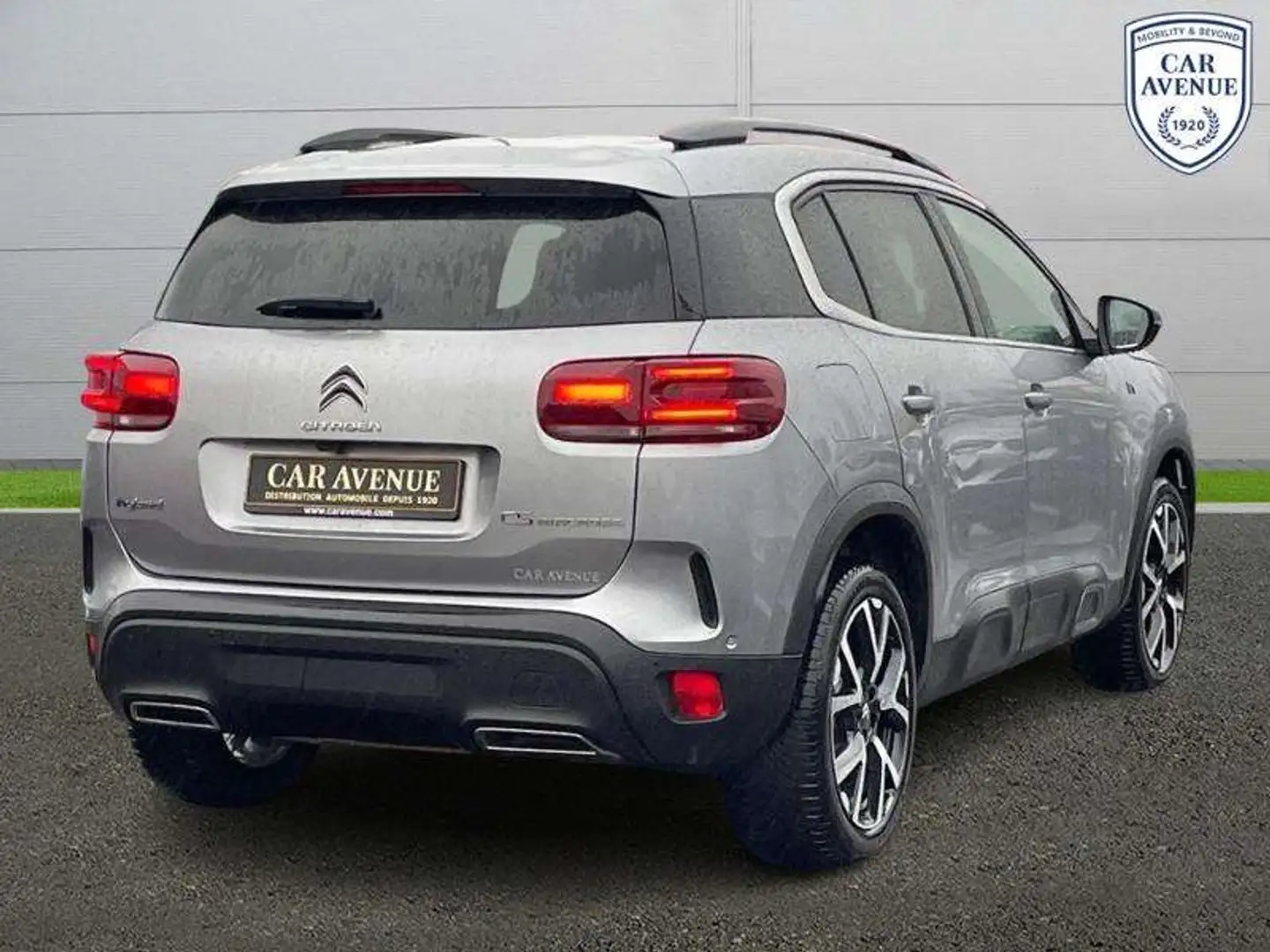 Citroen C5 Aircross Hybrid rechargeable 225ch Shine ë-EAT8 Noir - 2