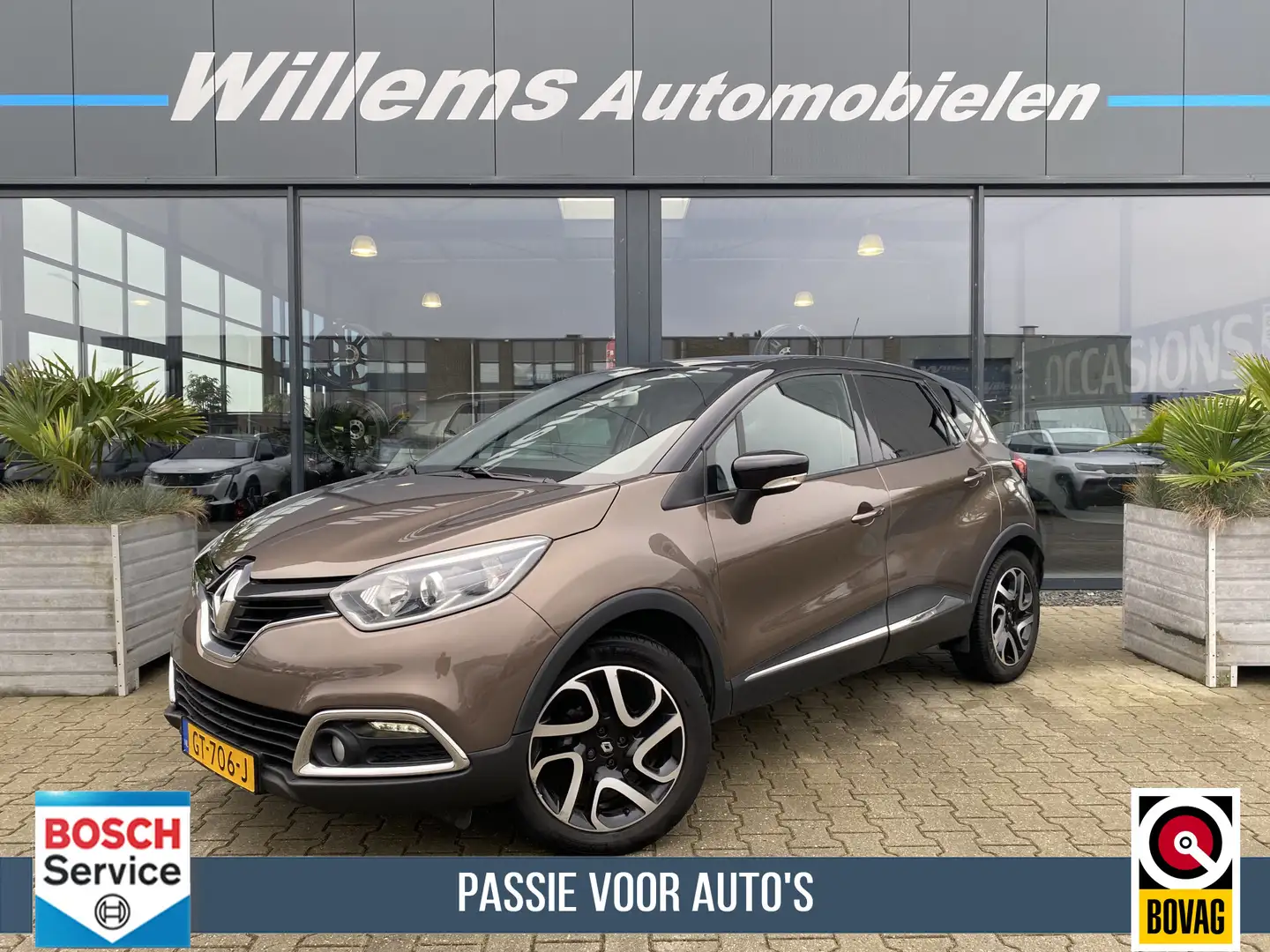 Renault Captur 0.9 TCe Dynamique Navigatie, Camera & Cruise Contr Bruin - 1