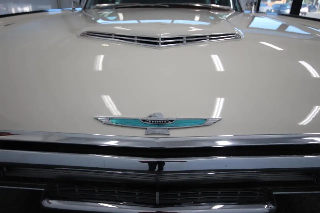 Ford Thunderbird снимка Ford Thunderbird