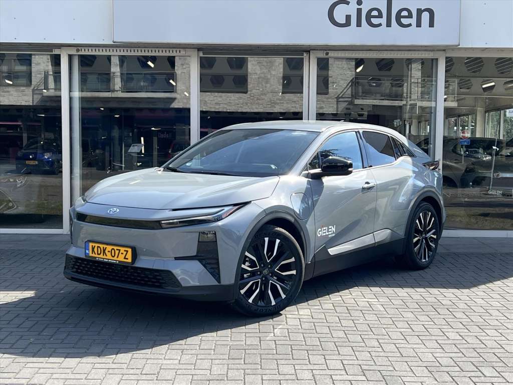 Toyota C-HR+