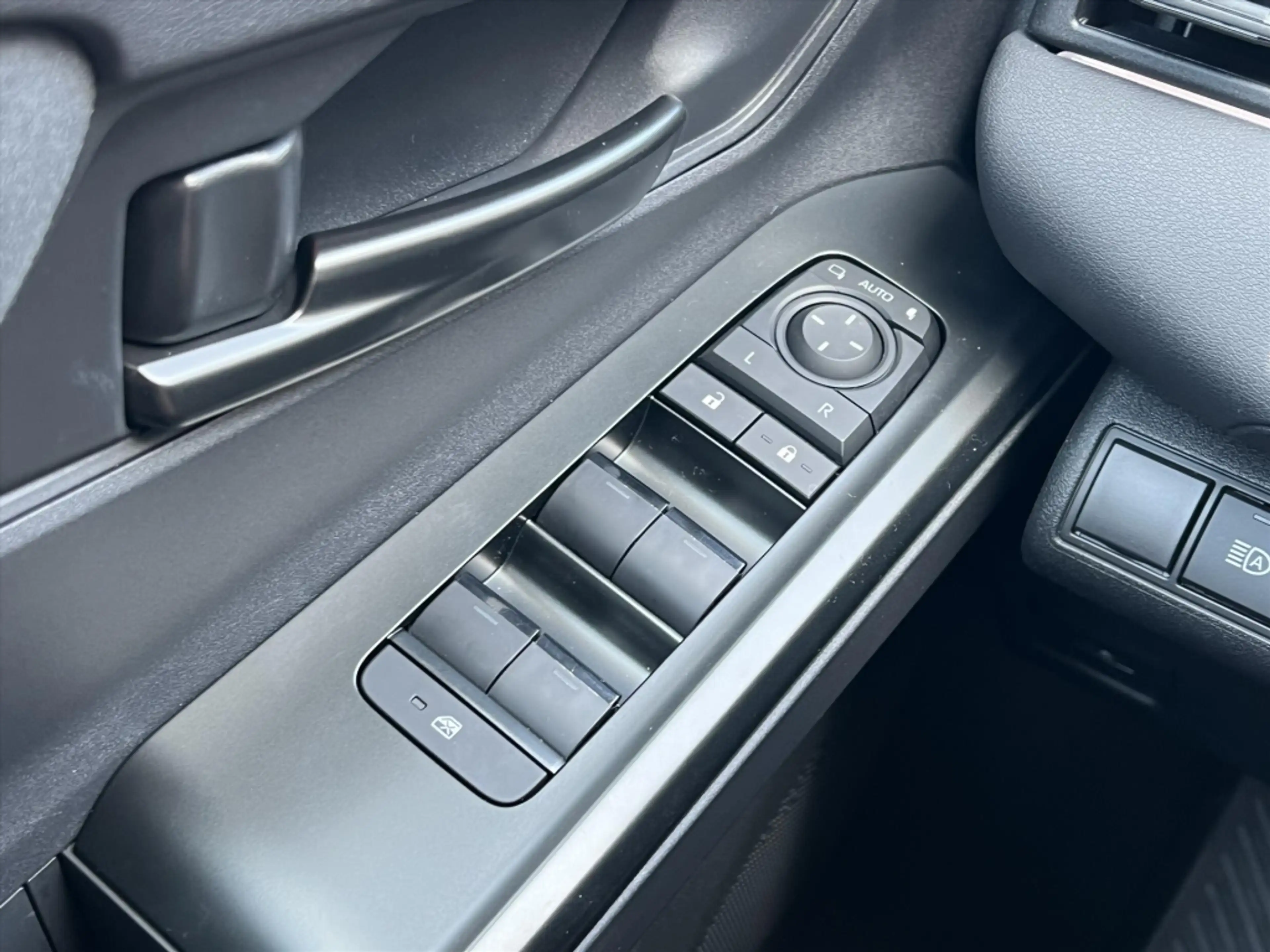 Toyota C-HR+ 77 kWh First Edition | 20 inch velgen, Elektrische — photo 24