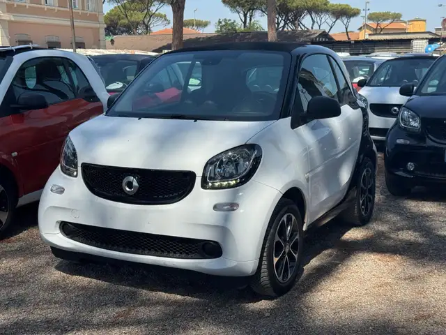 2016 Smart Fortwo in White for sale