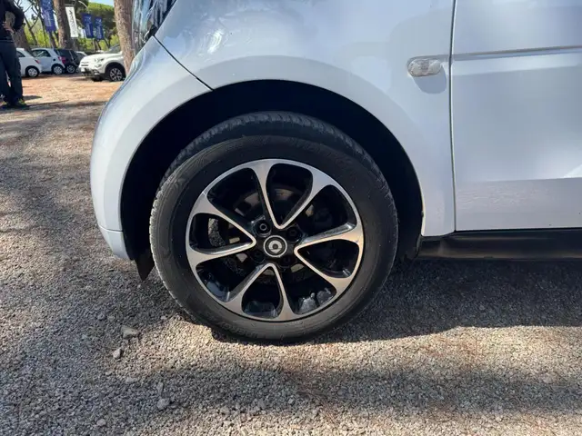 Smart Fortwo view 12