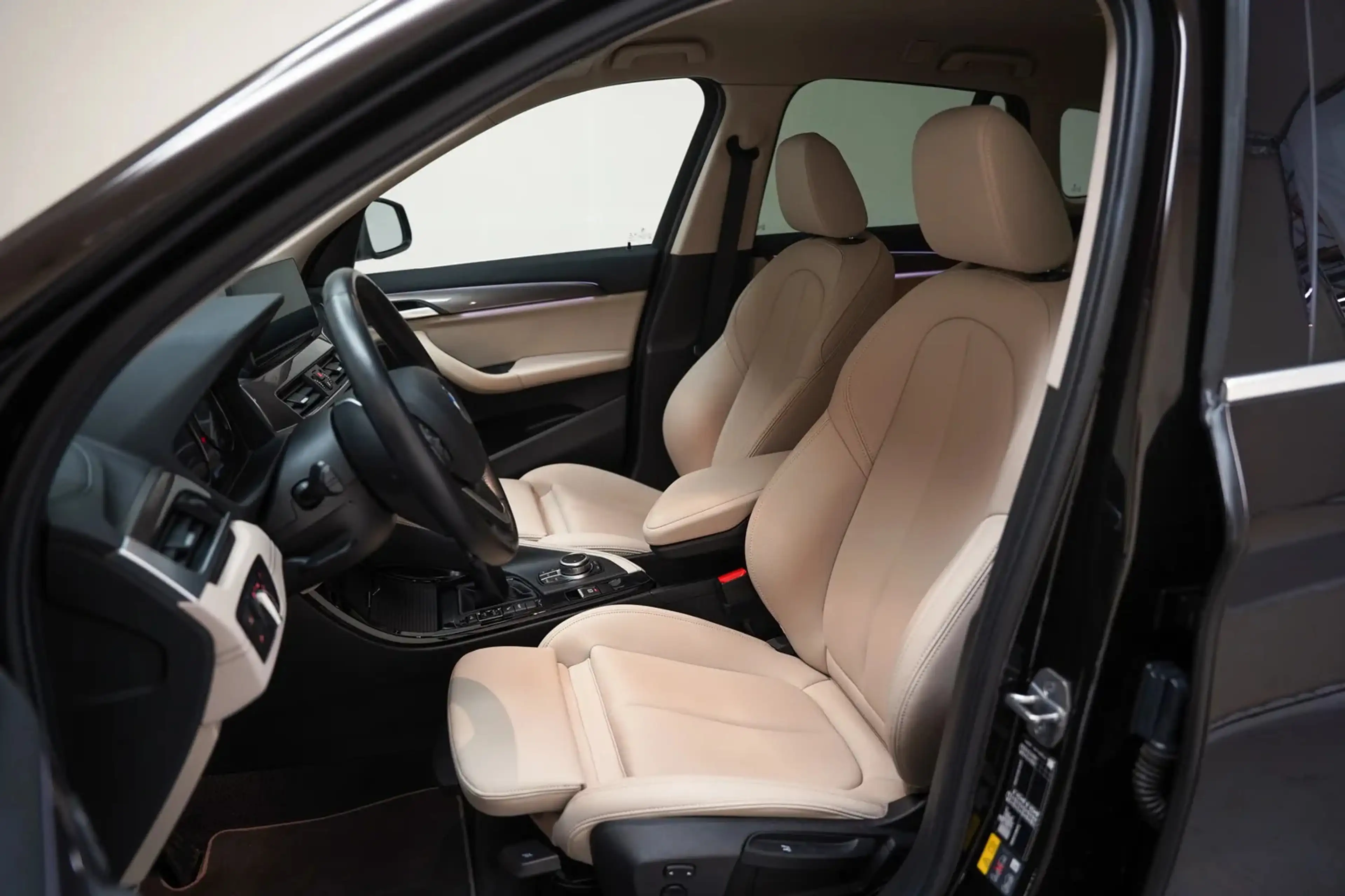 BMW X1 xDrive 25e High Executive Xline Aut. [ LED Head-up — photo 13