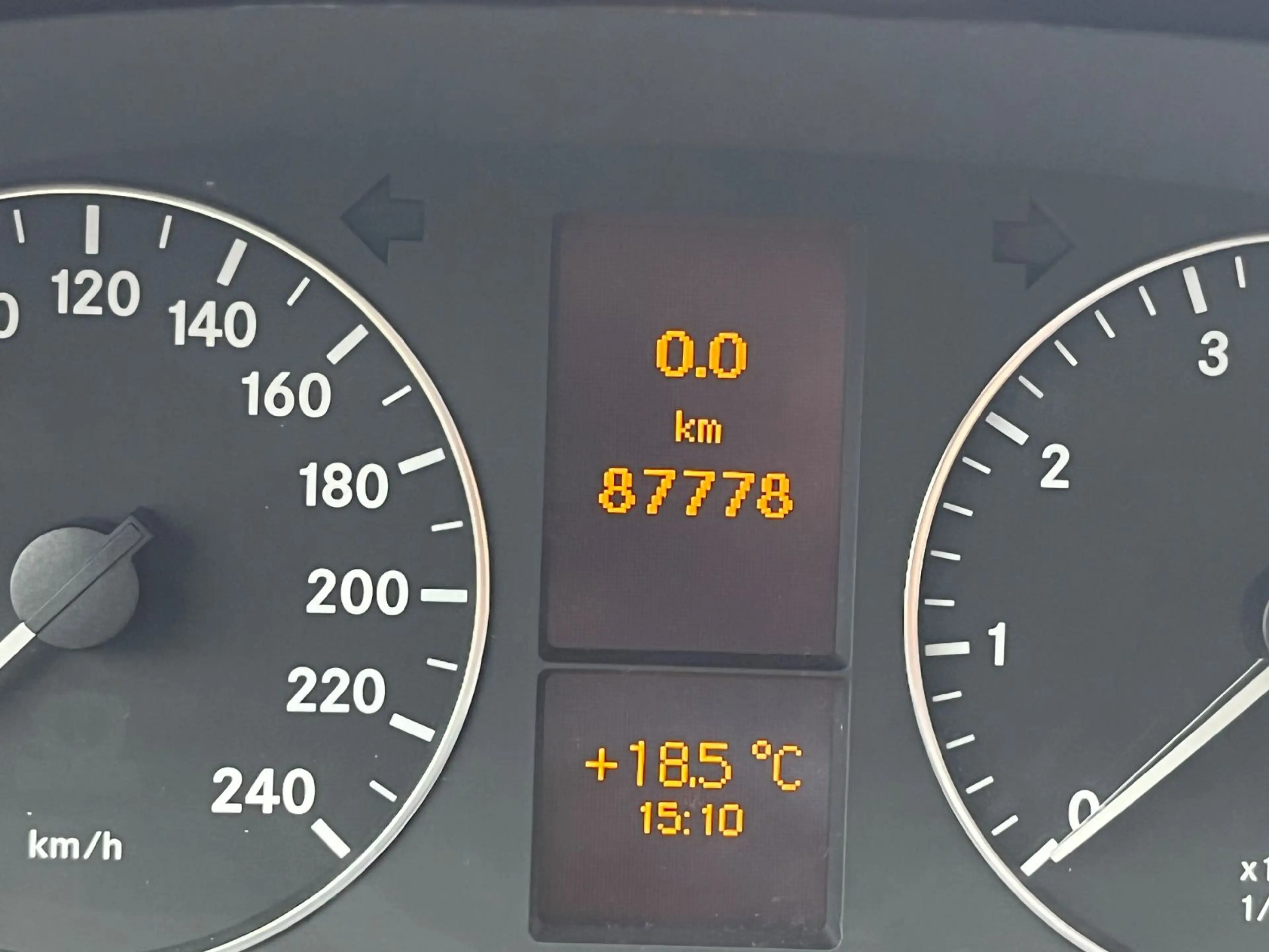 Mercedes-Benz A 180 1HAND ,Tüv neu — photo 2