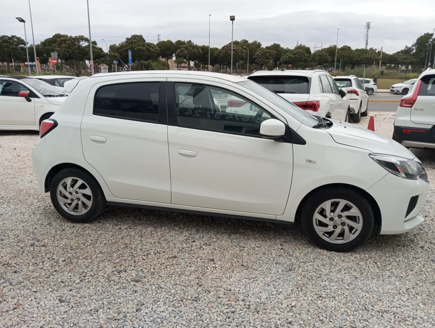 Mitsubishi Space Star 120 MPI Spirit Blanc - 2