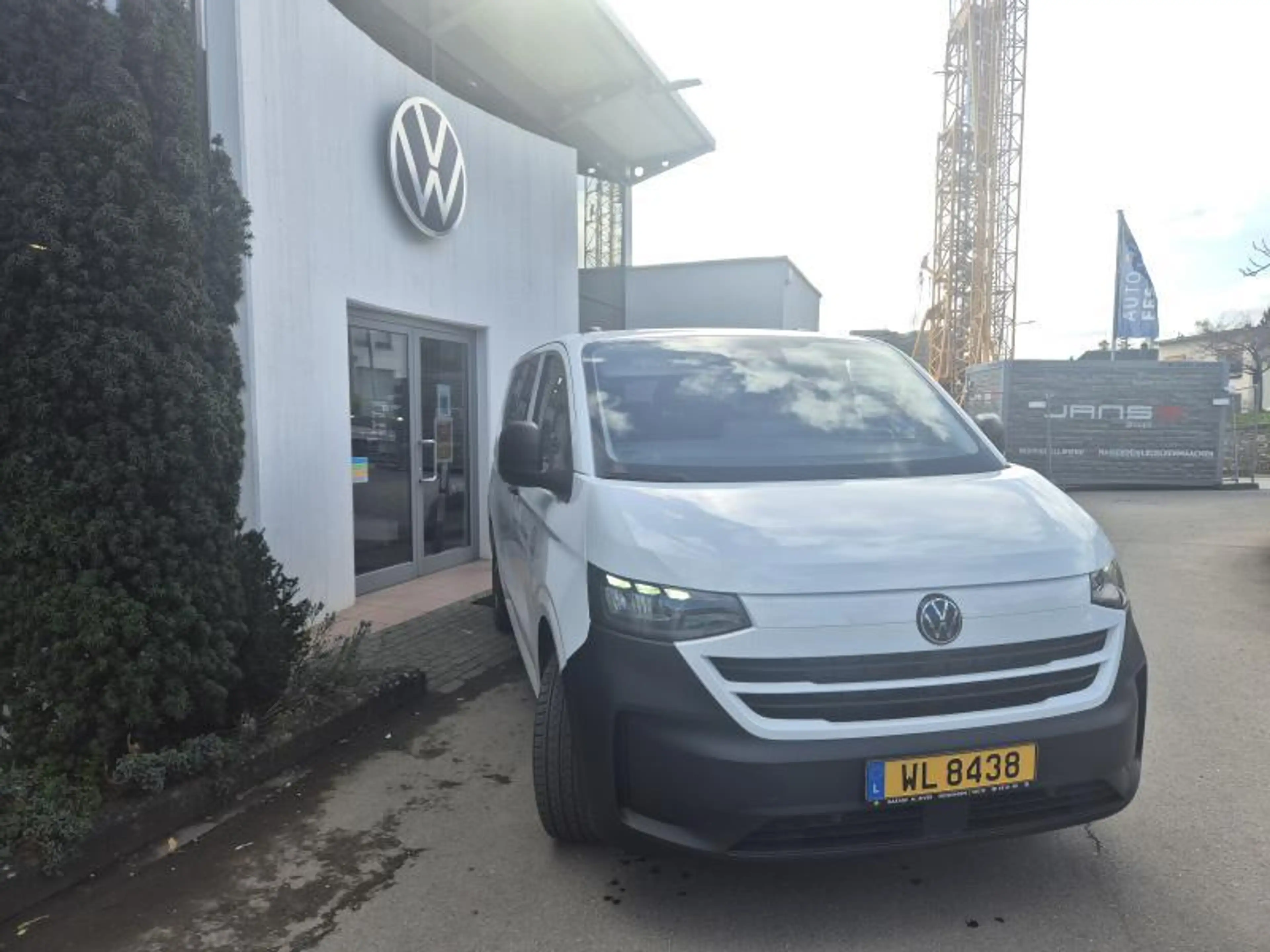 Volkswagen T7 Caravelle 9 places, boite aut. — photo 2