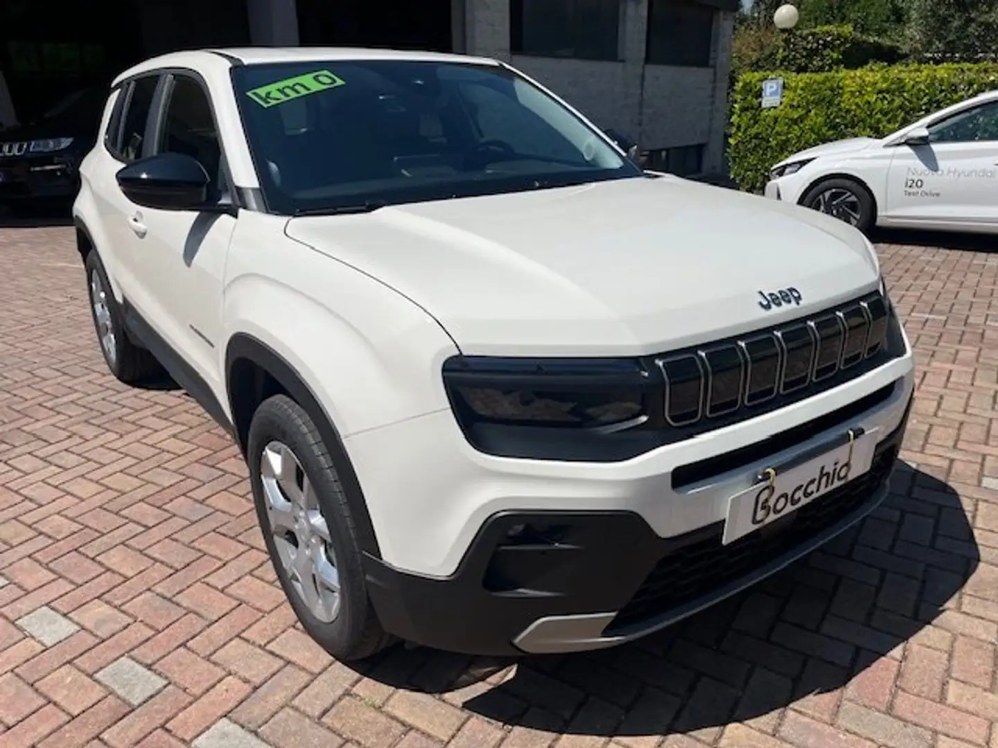 Jeep Avenger 1.2 turbo Altitude 100cv MT6 Bianco - 1