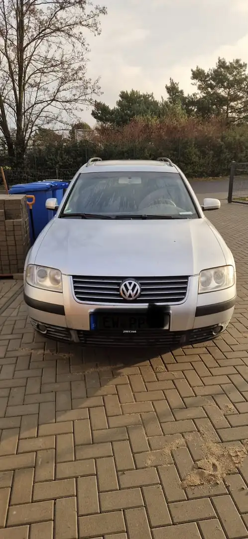 Volkswagen Passat Variant 1.6 Trendline - 1