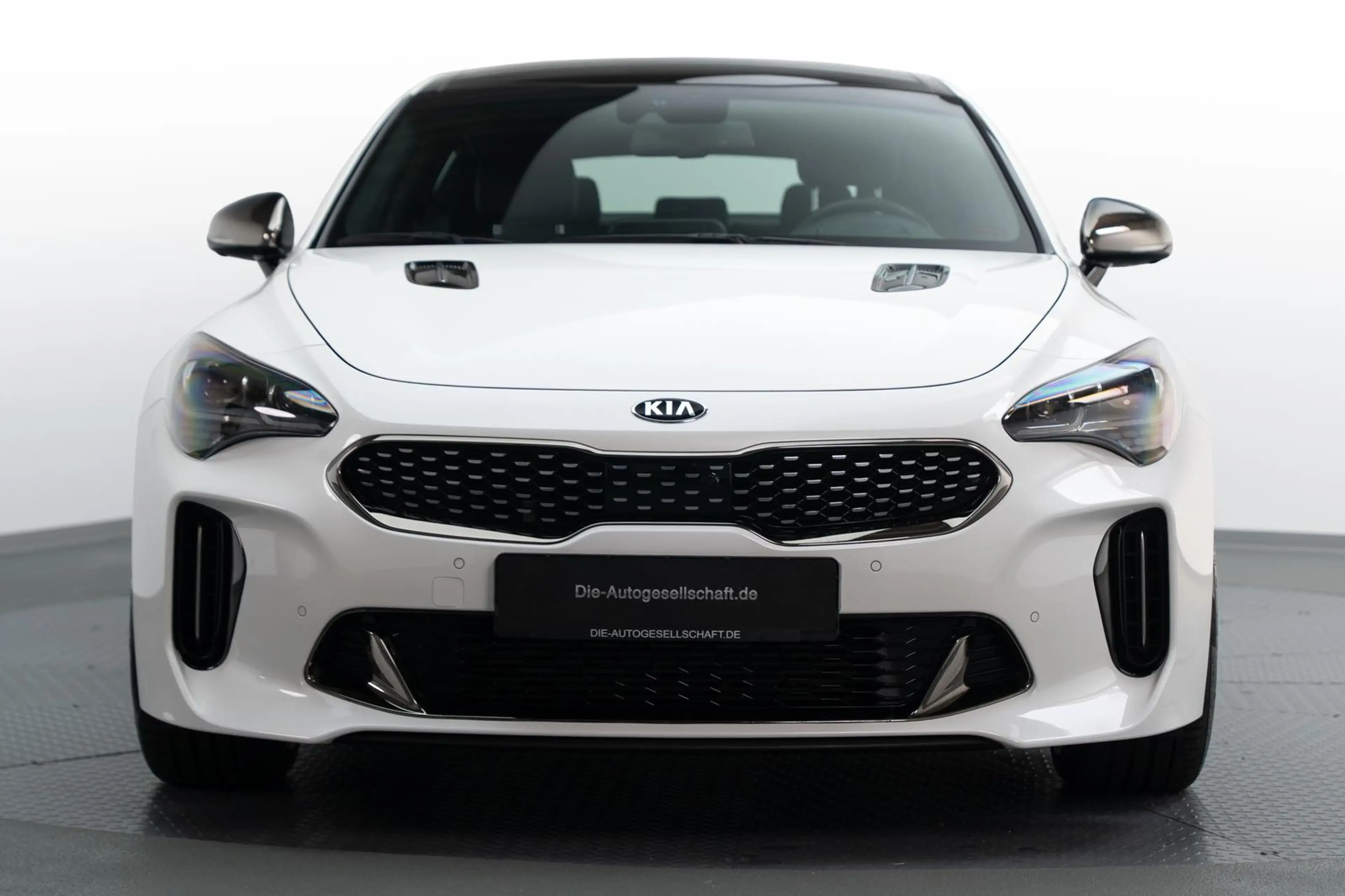 Kia Stinger 2WD 2.2 CRDi GT-Line*LED*NAVI*PANO*2.HD* — photo 5