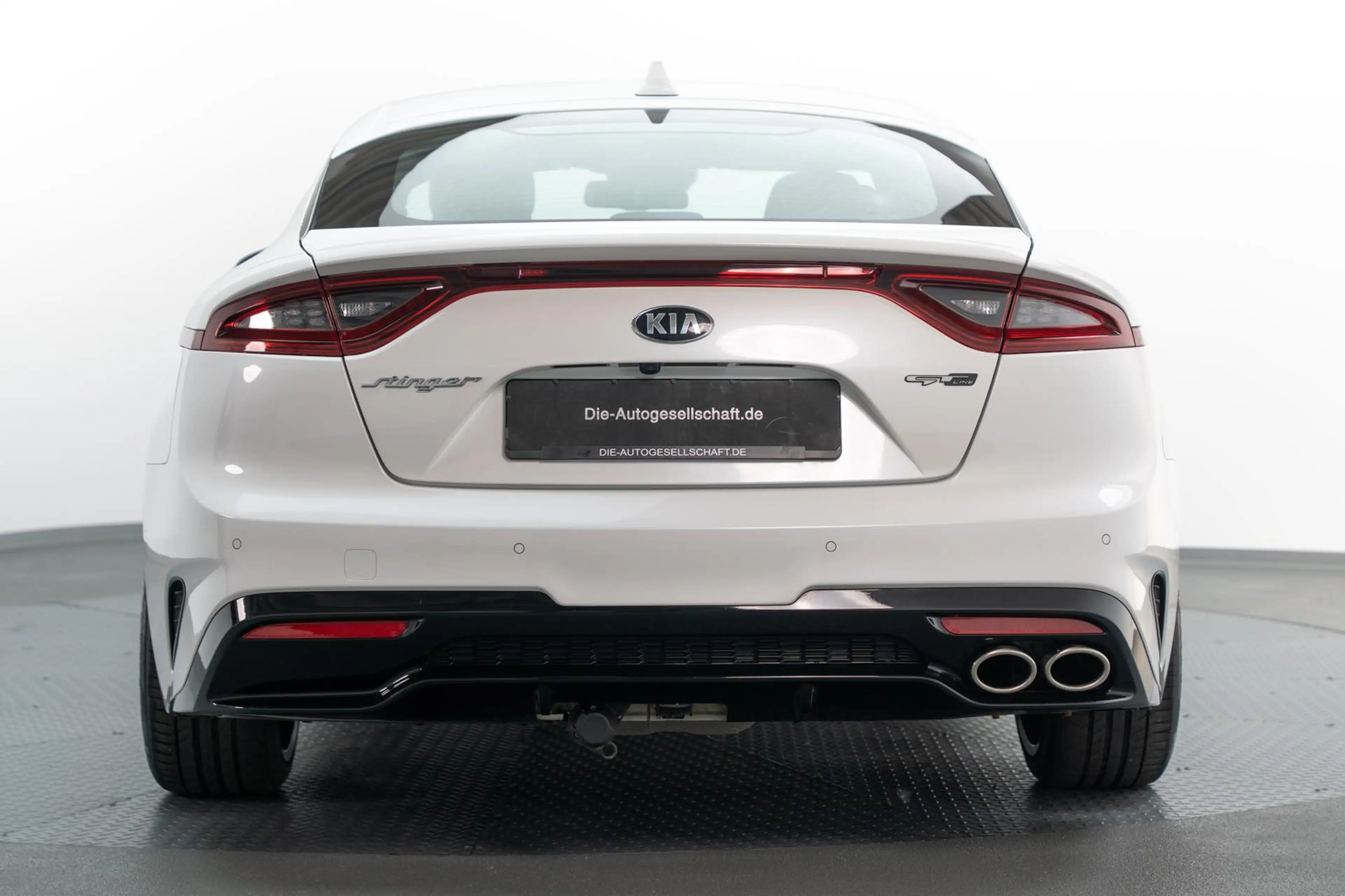 Kia Stinger 2WD 2.2 CRDi GT-Line*LED*NAVI*PANO*2.HD* — photo 8