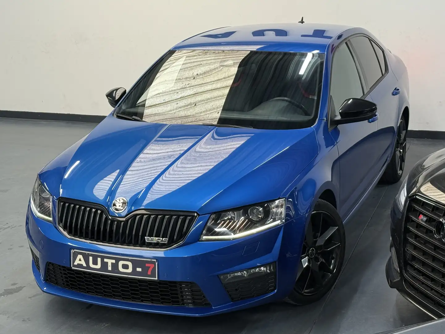 Skoda Octavia 2.0 TDI 4x4 Berline DSG RS Challenge 2017! Bleu - 2
