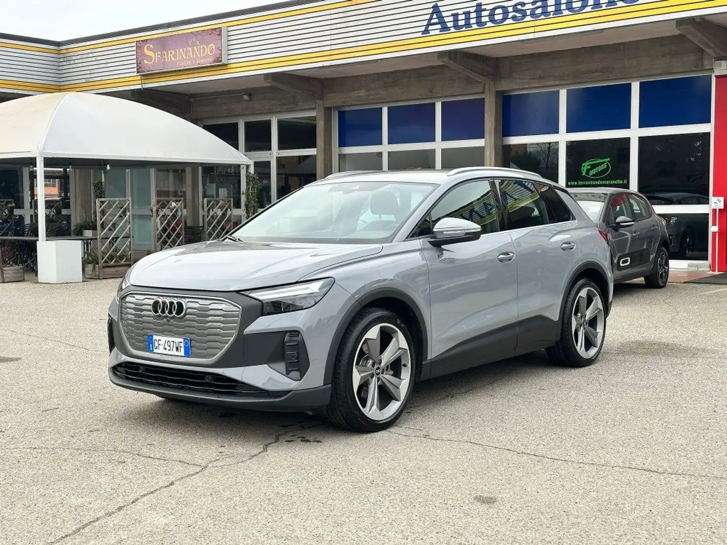 Audi Q4 e-tron Q4 35 e-tron Business Grigio - 1