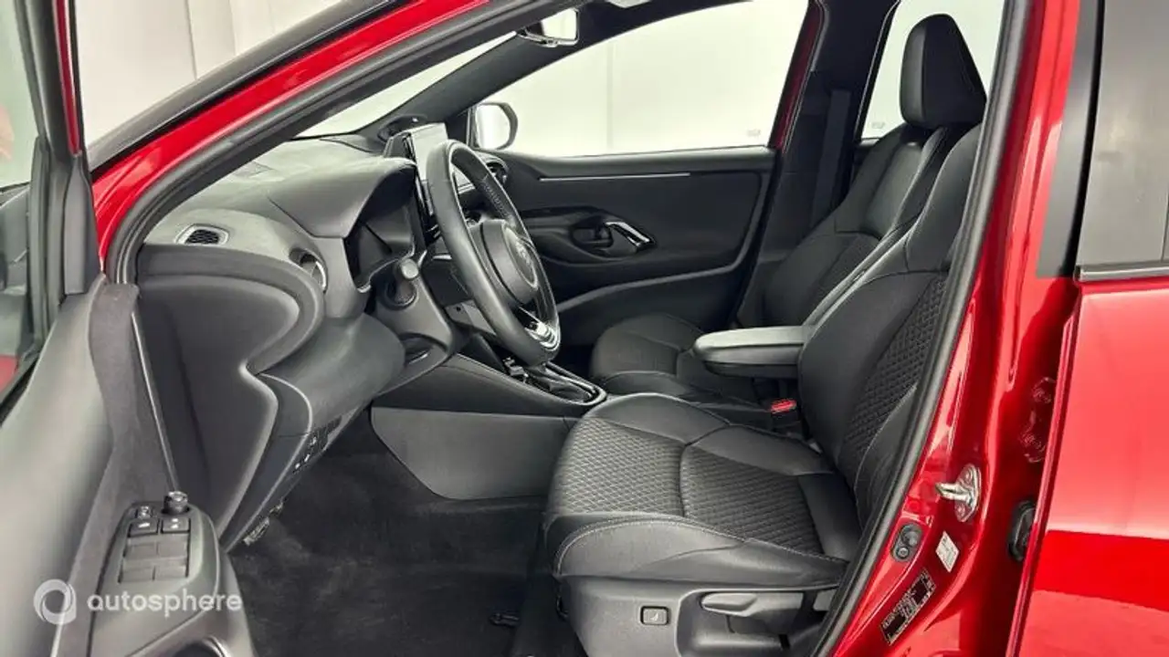 Toyota Yaris Yaris — photo 12