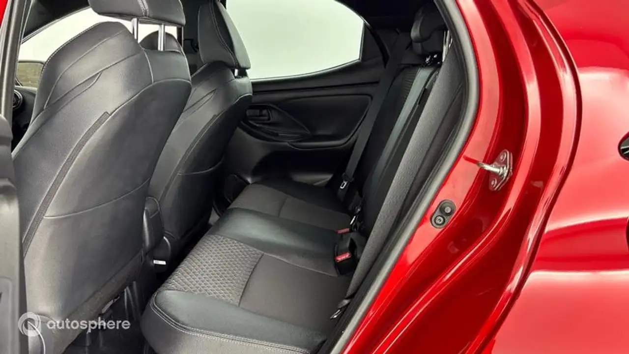 Toyota Yaris Yaris — photo 13