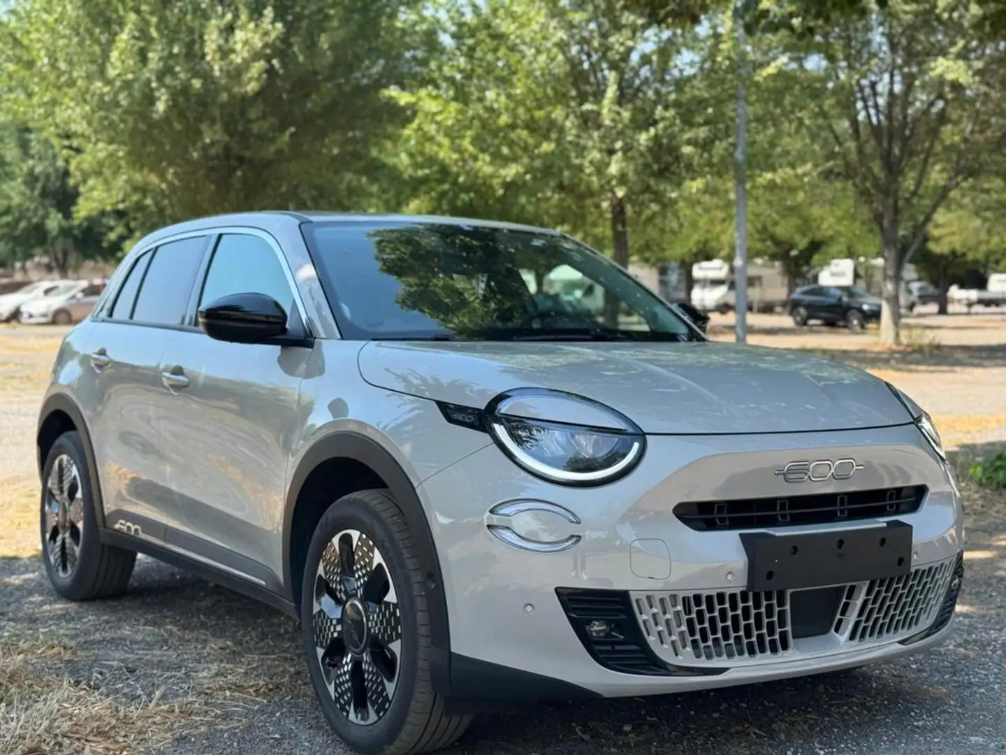 Fiat 600 Hybrid 100 CV DCT MHEV La Prima Beige - 1